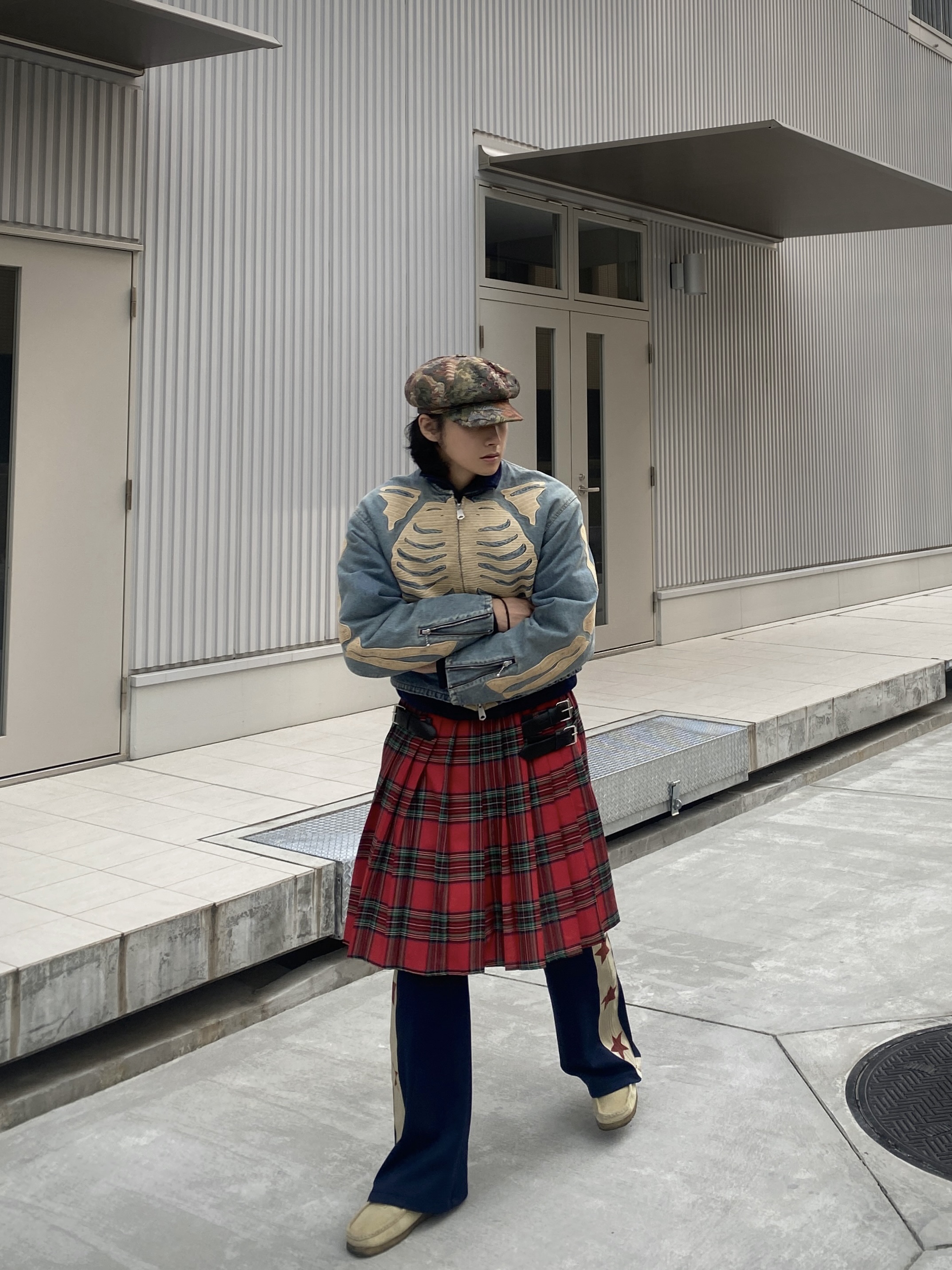 Kapital 14 oz. Black X Black Denim Motocross Bone Jacket Denim 착용 스타일 - 1