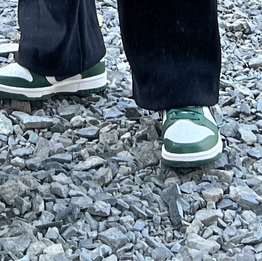 (W) Nike Dunk Low Gorge Green 착용 스타일