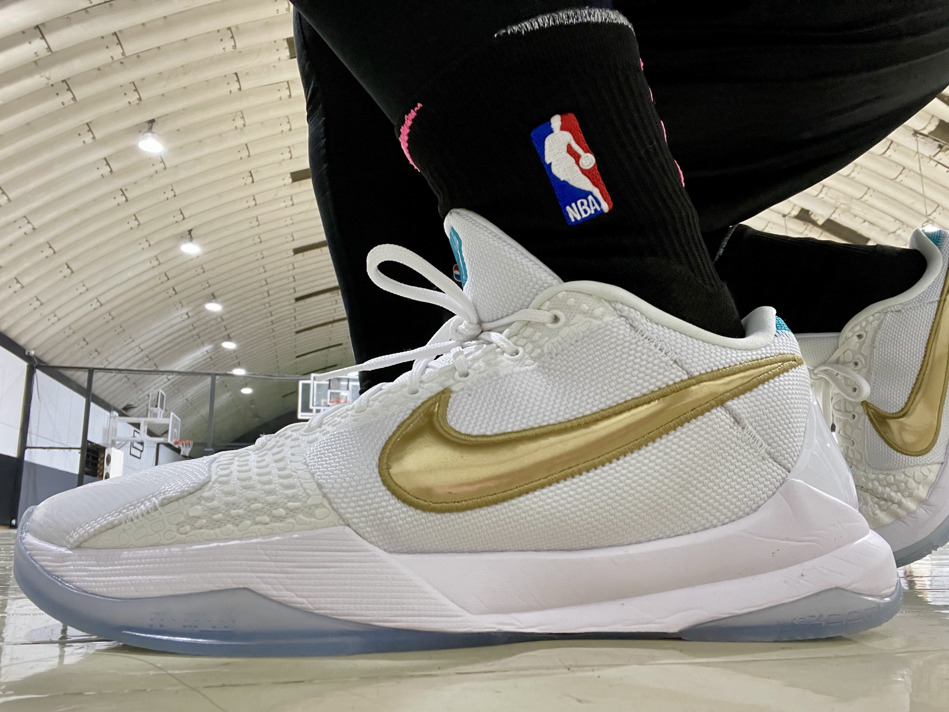Nike x Undefeated Kobe 5 Protro Unlucky 13 착용 스타일