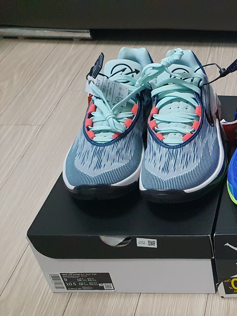 Nike Air Zoom GT Cut 2 EP Industrial Blue 착용 스타일