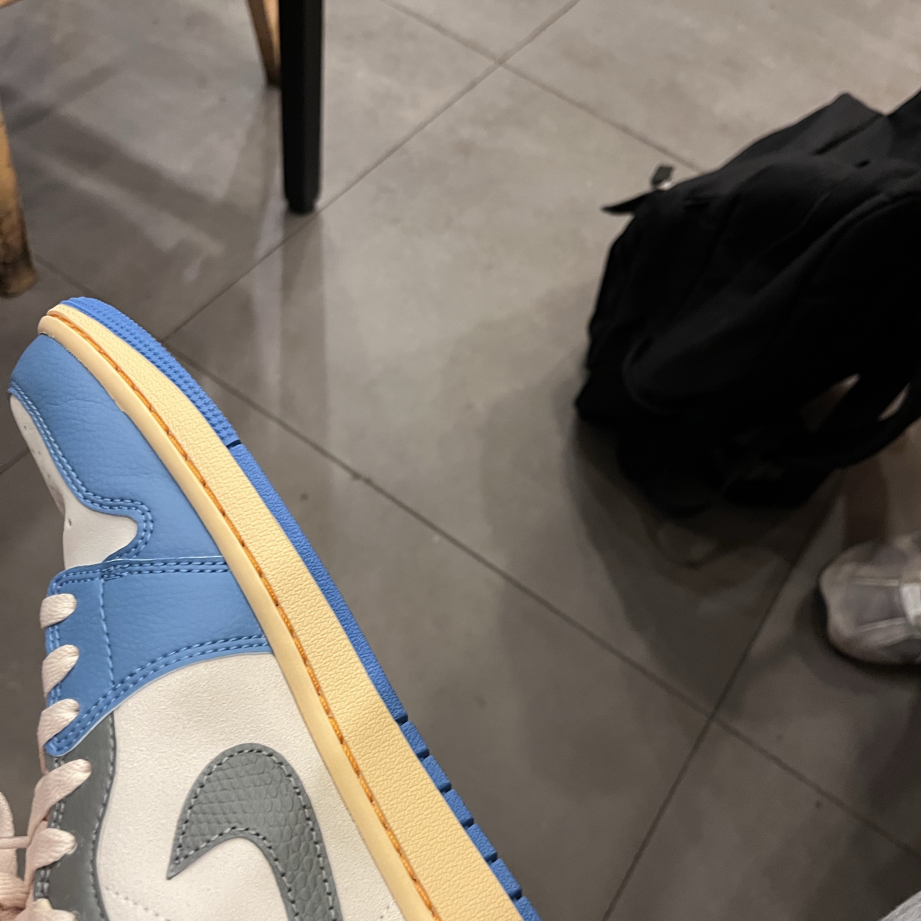 Jordan 1 Low SE Tokyo 96 착용 스타일
