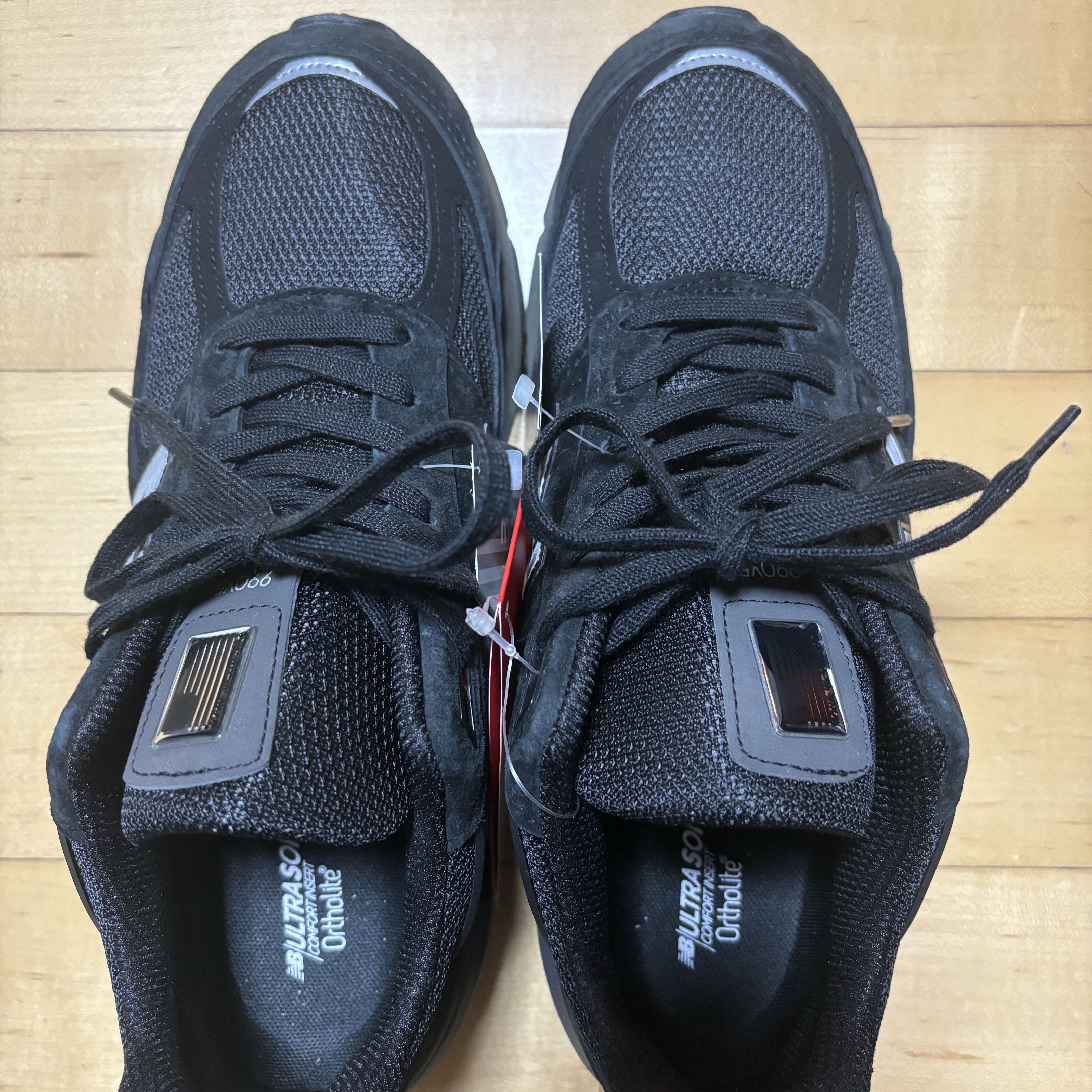 New Balance 990v5 Made in USA Black - D Standard 착용 스타일 - 1