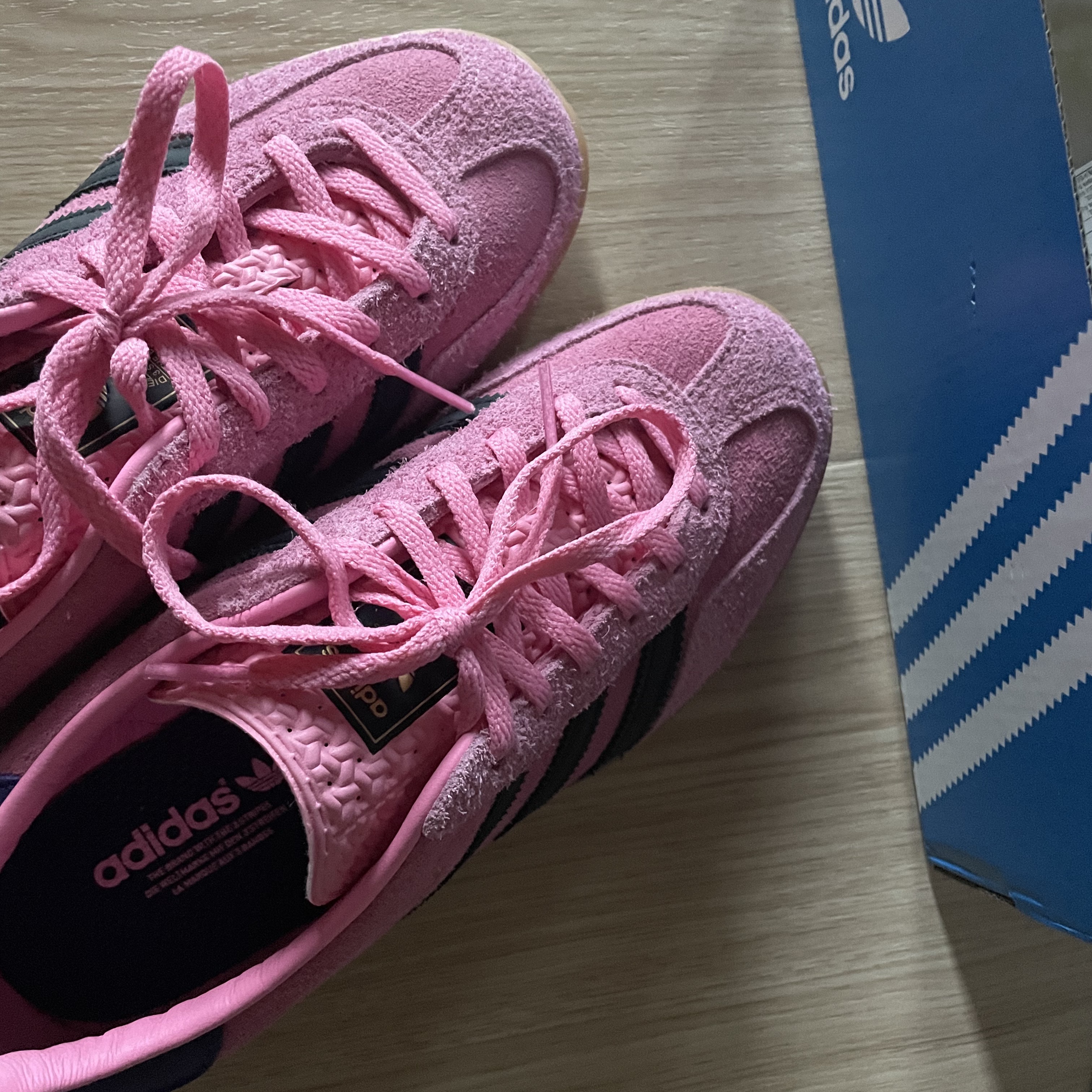 (W) Adidas Gazelle Indoor Bliss Pink 착용 스타일