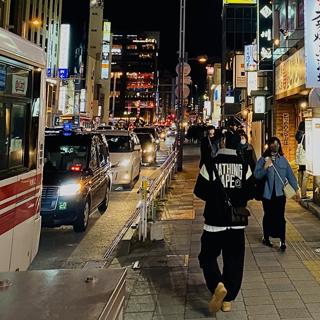 BAPE Switch Shoulder Varsity Jacket Black, Nike Air Force 1 '07 WB Flax 착용 스타일