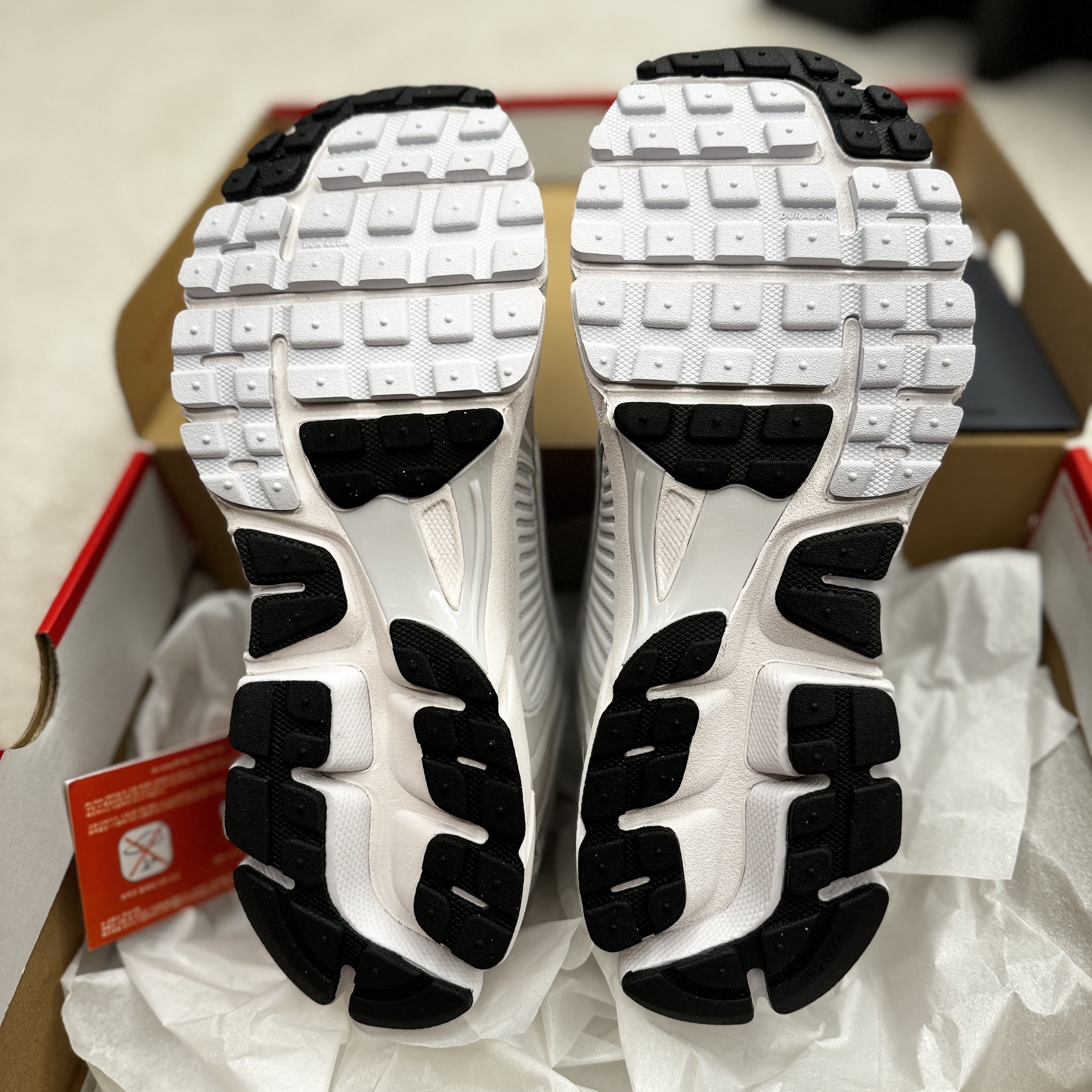 Nike Zoom Vomero 5 SP Vast Grey 2023 착용 스타일 - 4