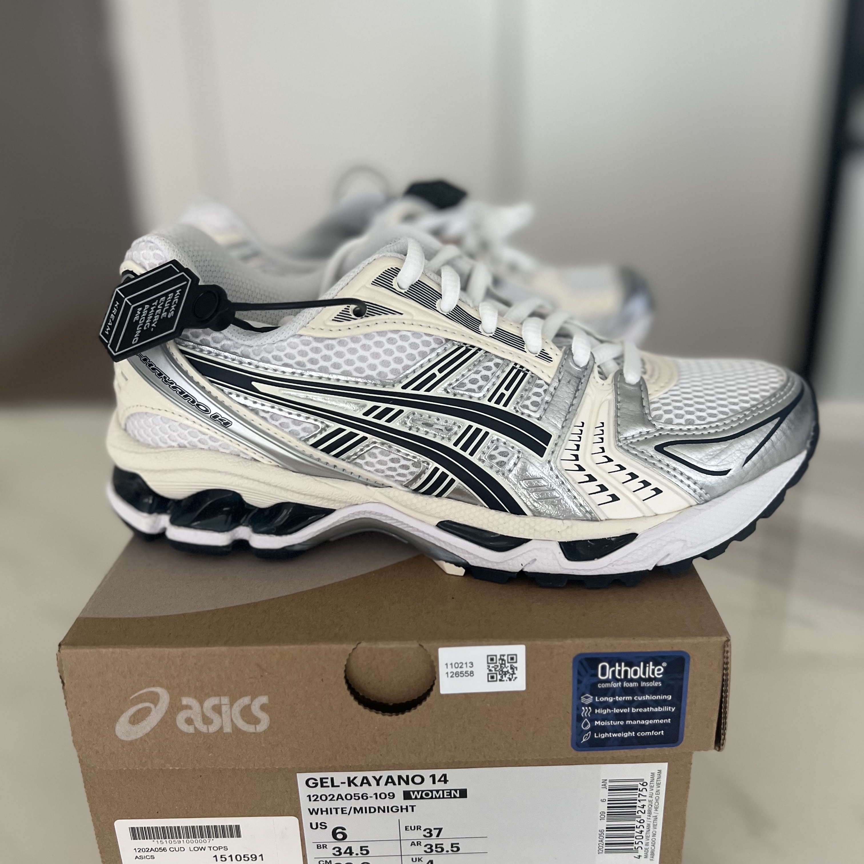 (W) Asics Gel-Kayano 14 White Midnight 착용 스타일