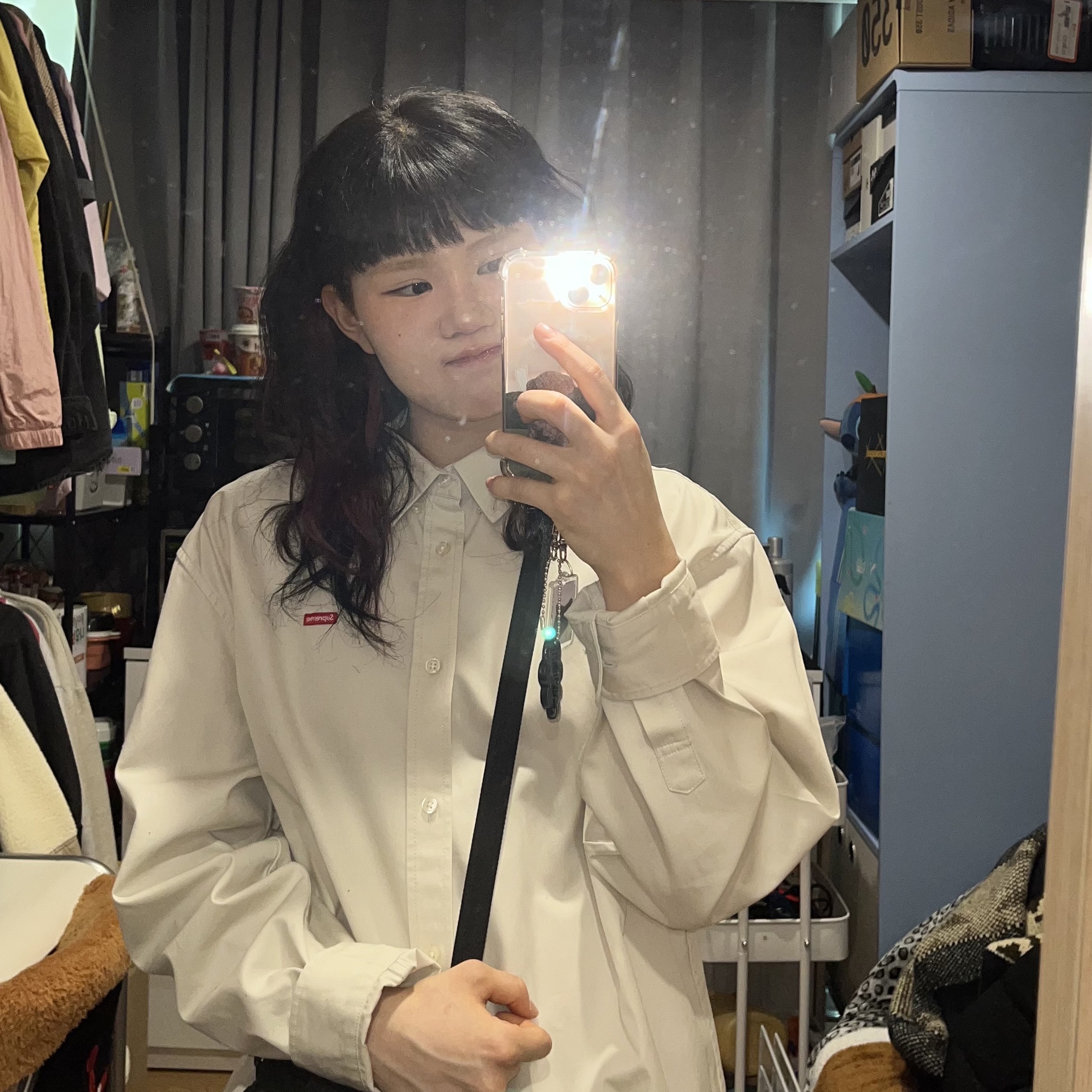 Supreme Small Box Shirt White - 23FW 착용 스타일 - 2