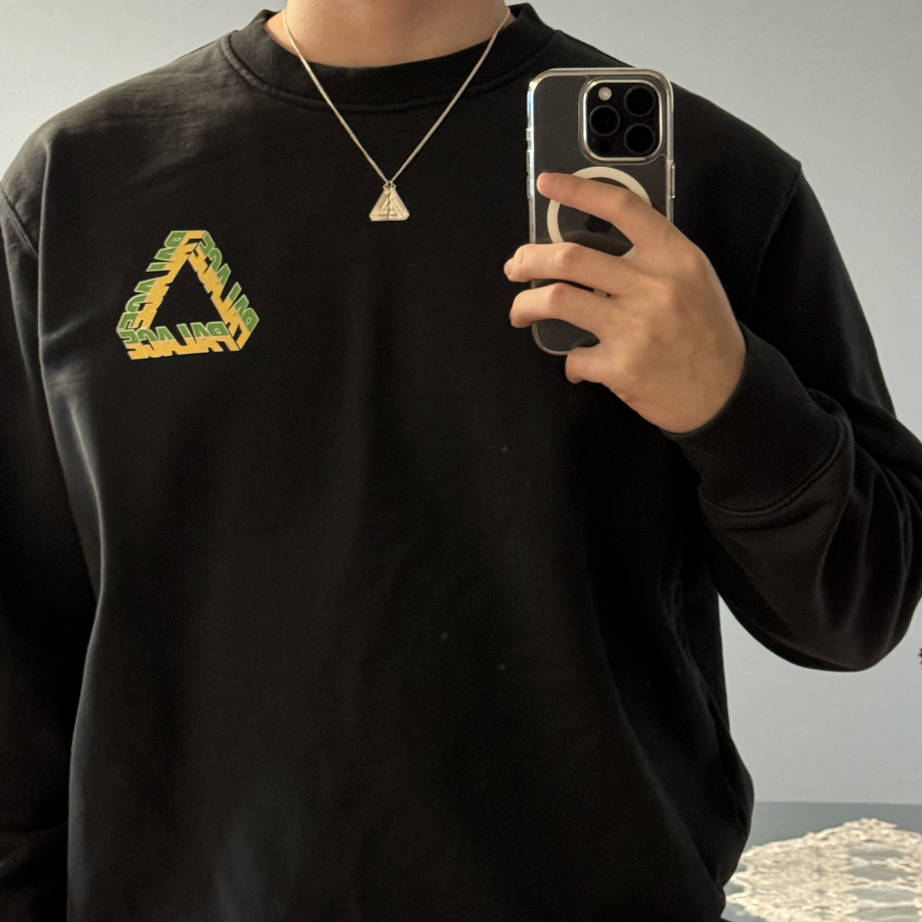 Palace Friendship Necklace Silver - 24SS, Palace Split P3 Crew Black - 19FW 착용 스타일 - 3