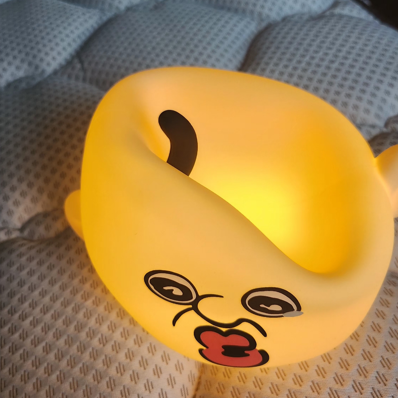 Bbangbbang Getting Hit Mood Lamp 착용 스타일 - 1