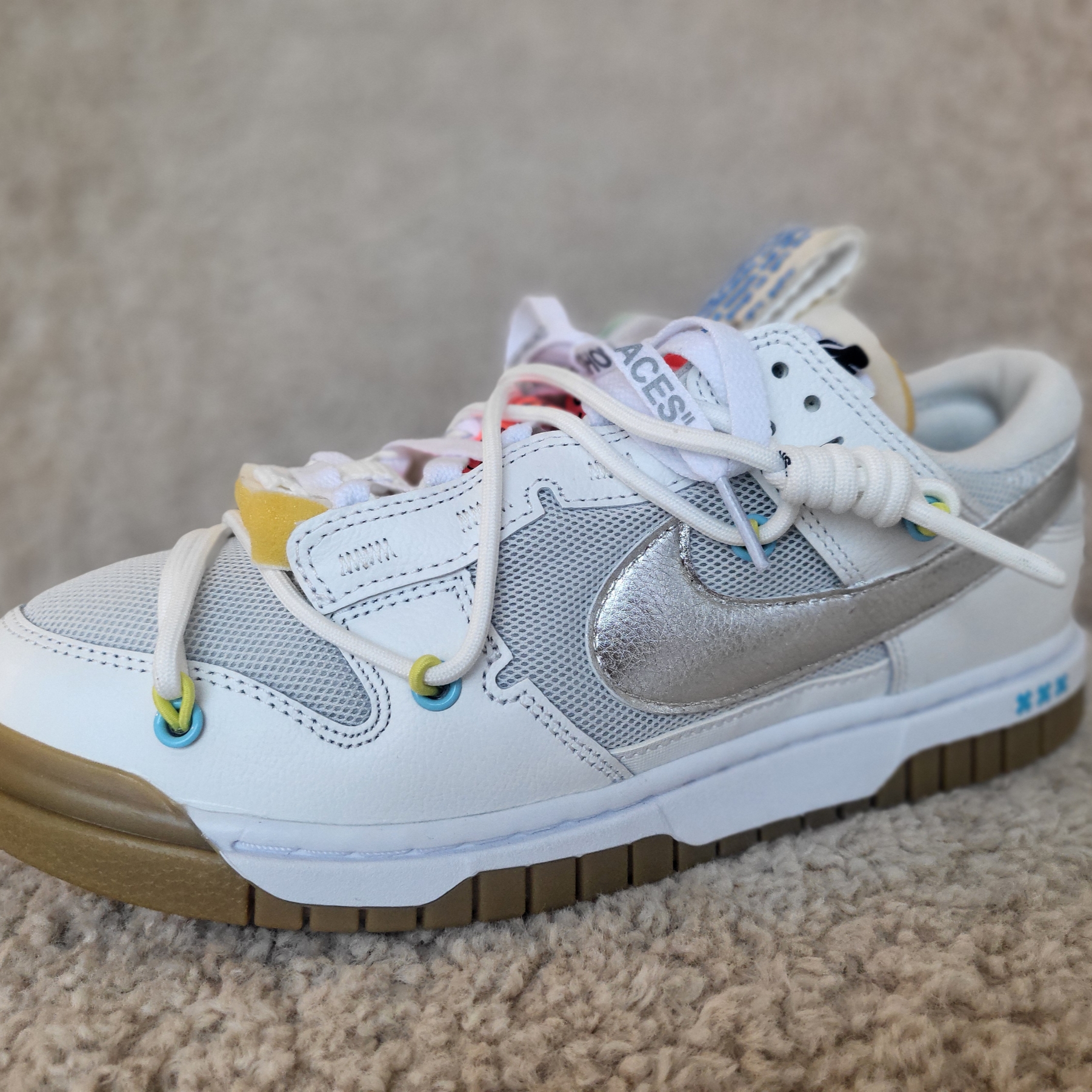Nike Air Dunk Jumbo Photon Dust 착용 스타일 - 4