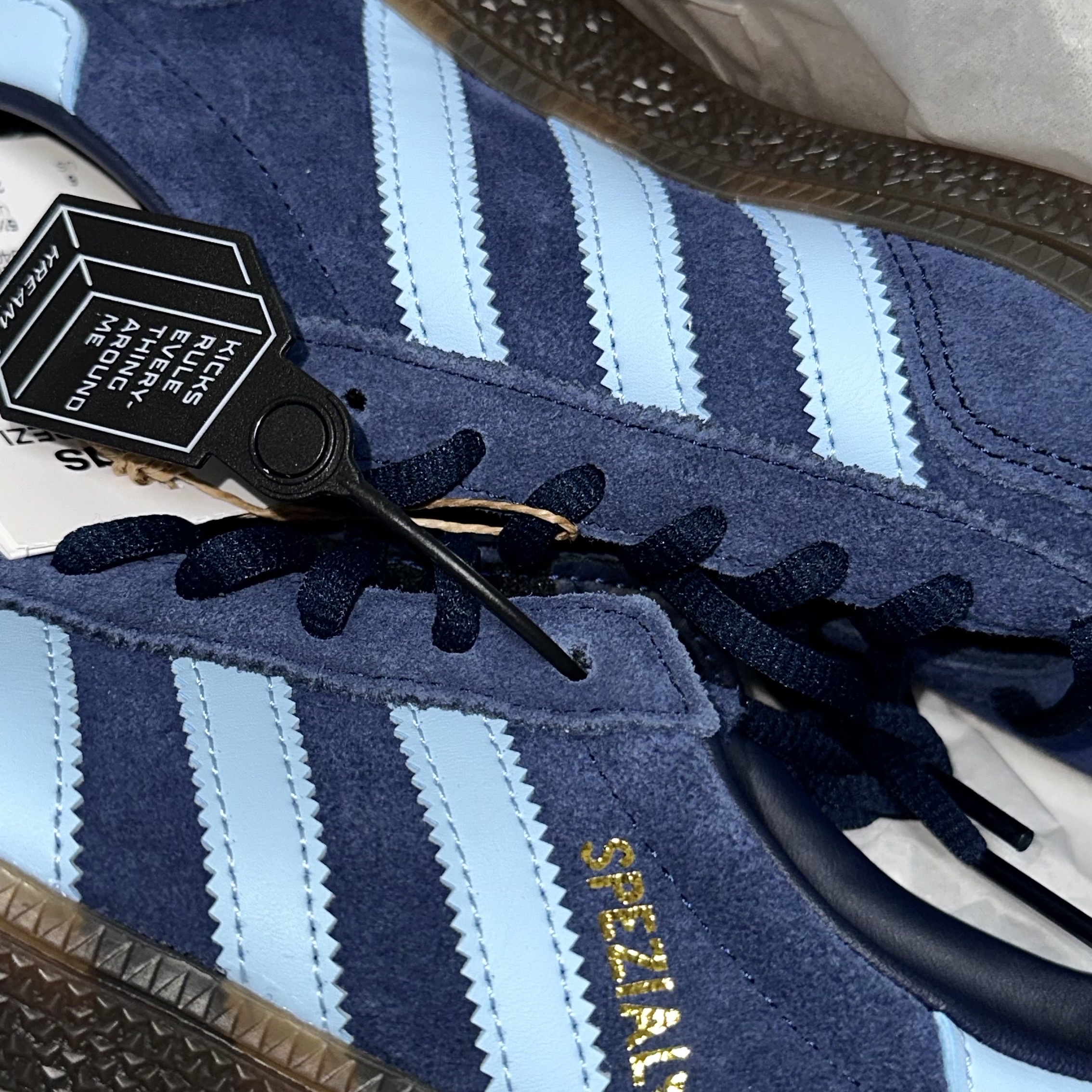 Adidas Spezial Handball Collegiate Navy 착용 스타일