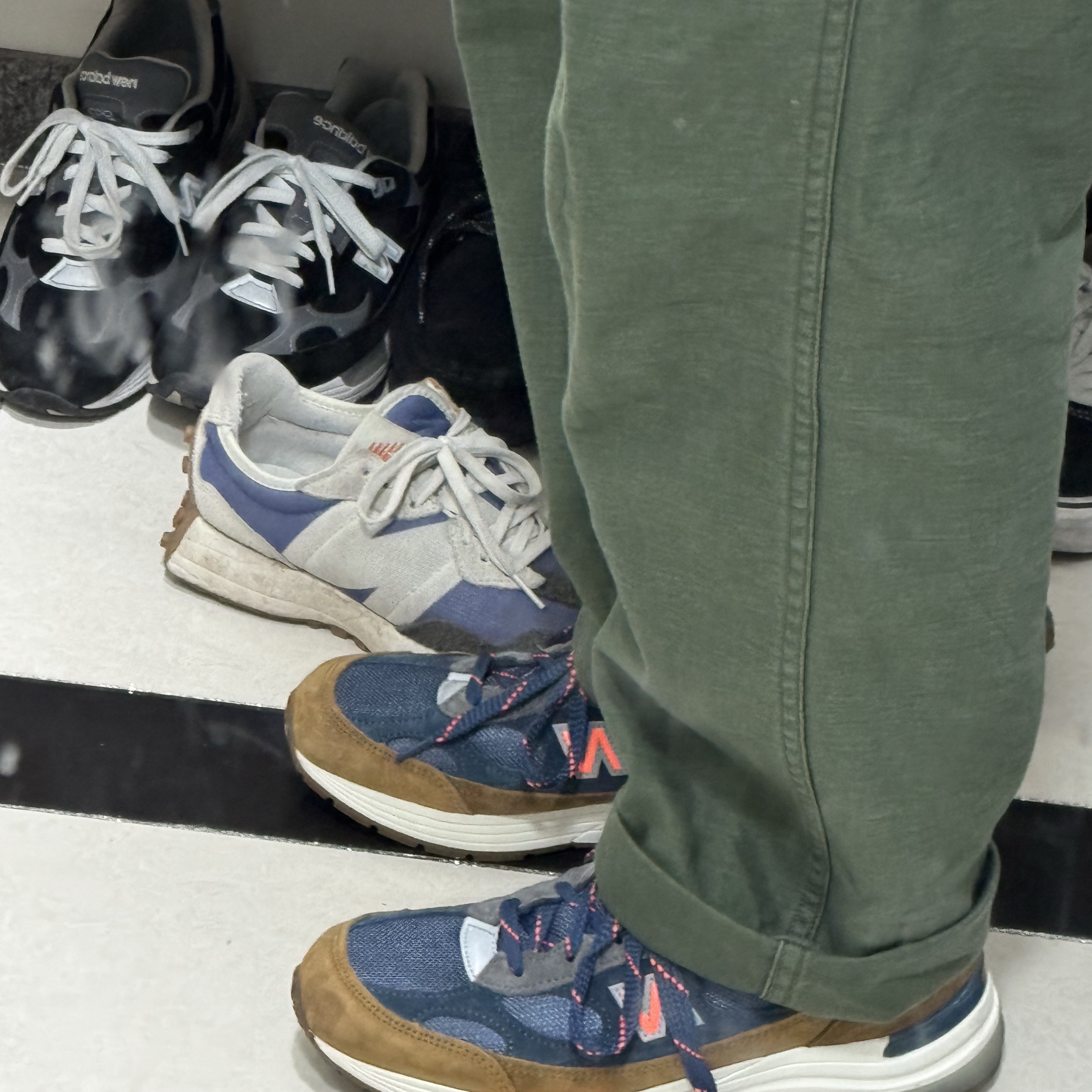 New Balance x J.Crew 992 Made in USA New York 착용 스타일 - 3
