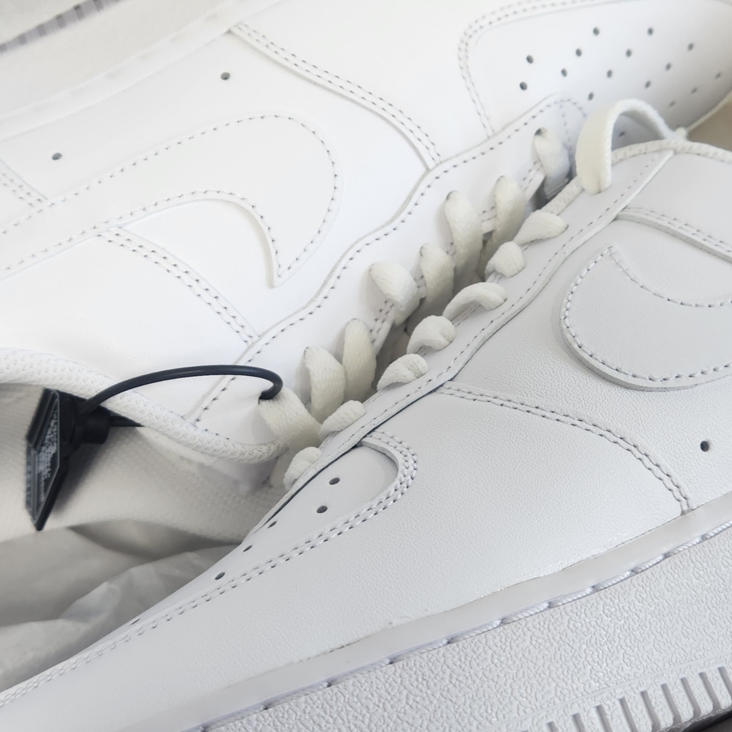 Nike Air Force 1 '07 Low White 착용 스타일 - 1
