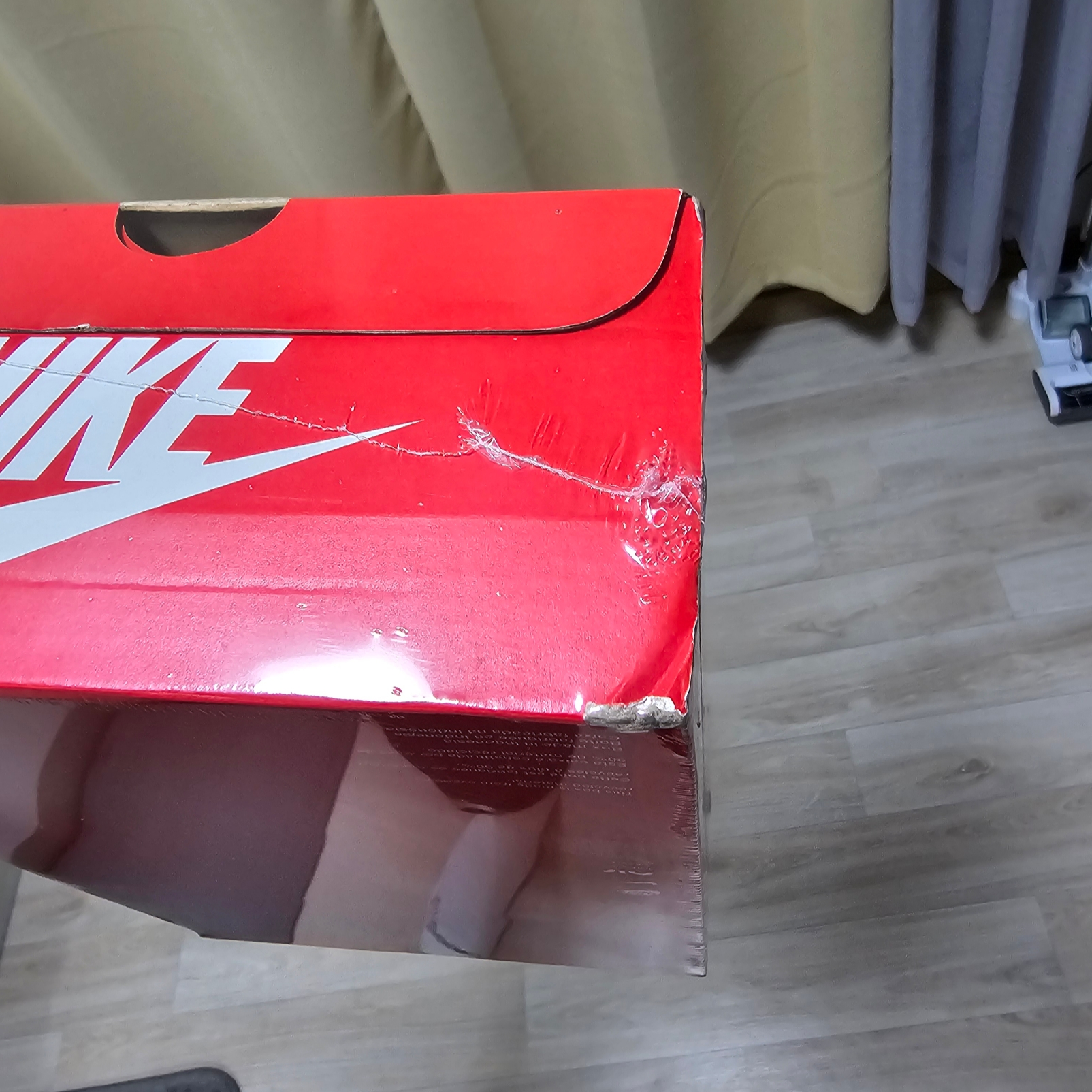 Nike Air Max 95 Essential Triple White 착용 스타일 - 3