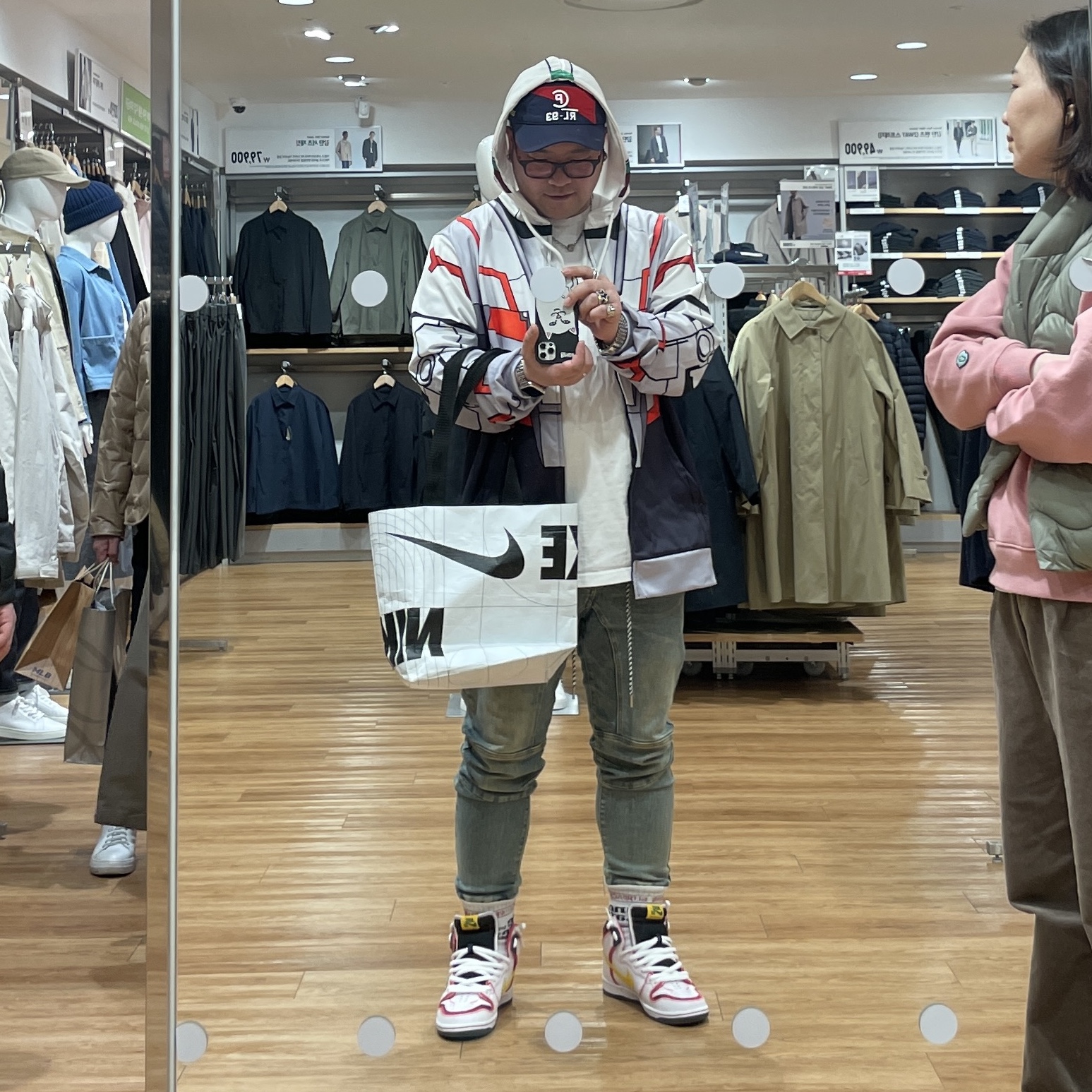 Nike x Gundam SB Dunk High Pro QS Unicorn RX-0 착용 스타일