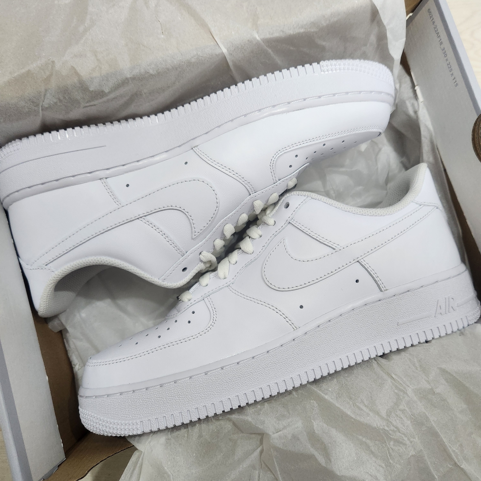 Nike Air Force 1 '07 Low White 착용 스타일 - 2