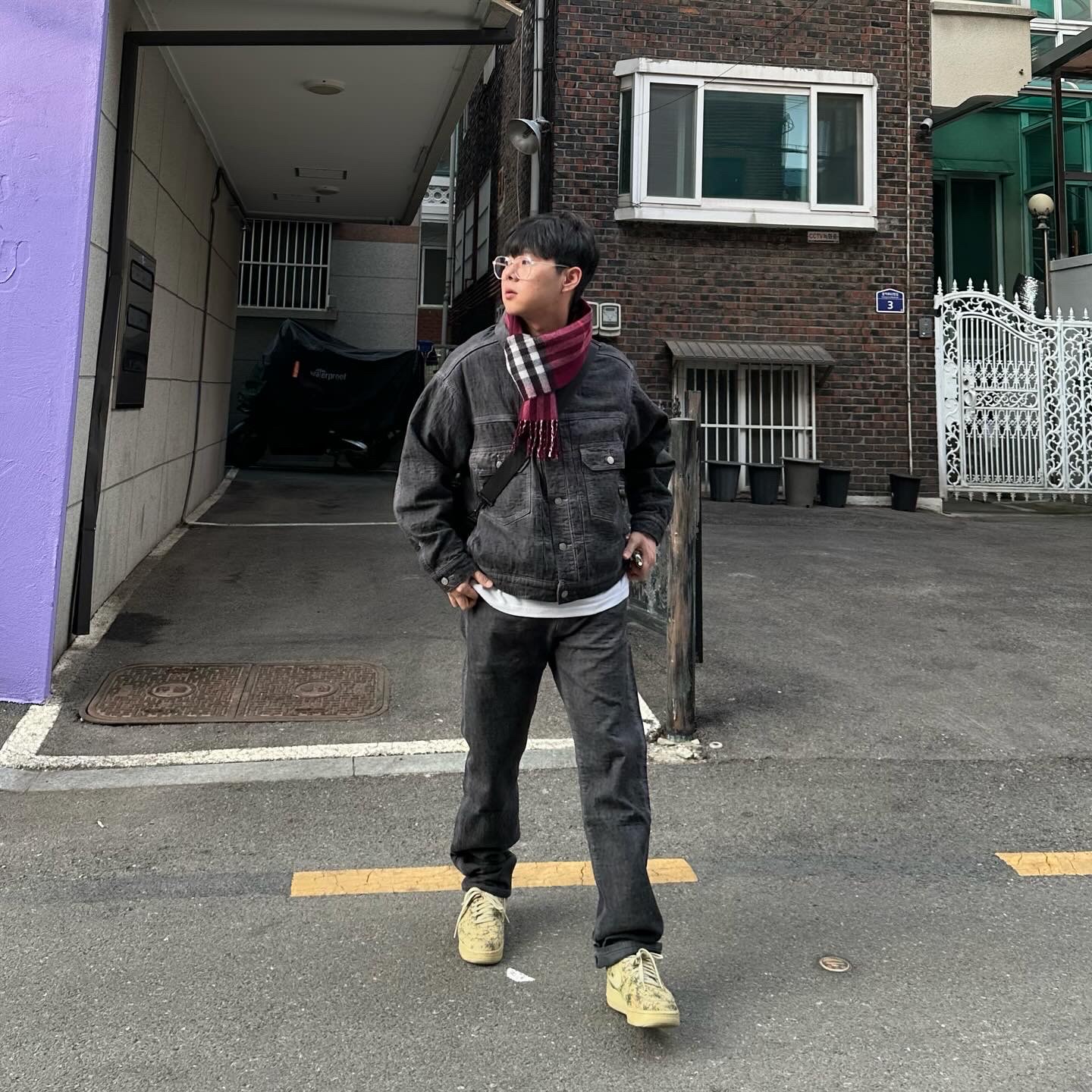 Stussy x Levi's Jacquard Jean Black, Stussy x Levi's Jacquard Trucker Jacket Black 착용 스타일 - 2