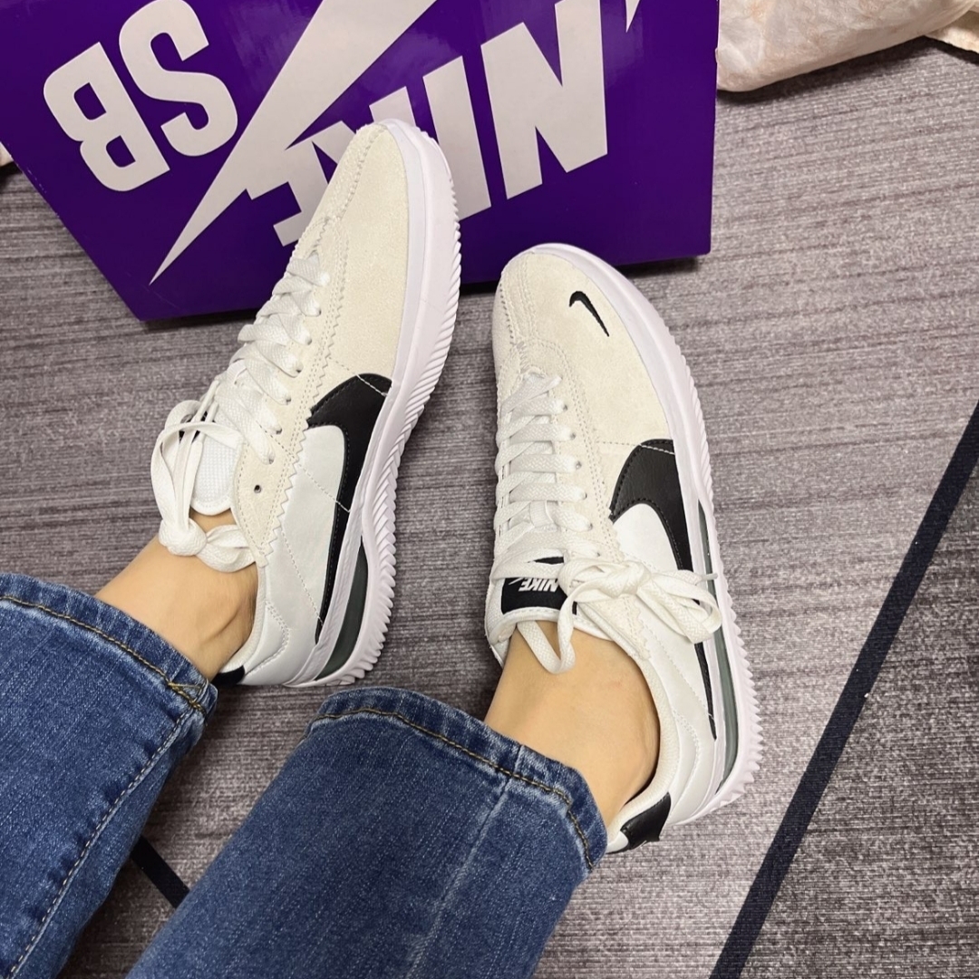 Nike BRSB White Black 착용 스타일 - 1