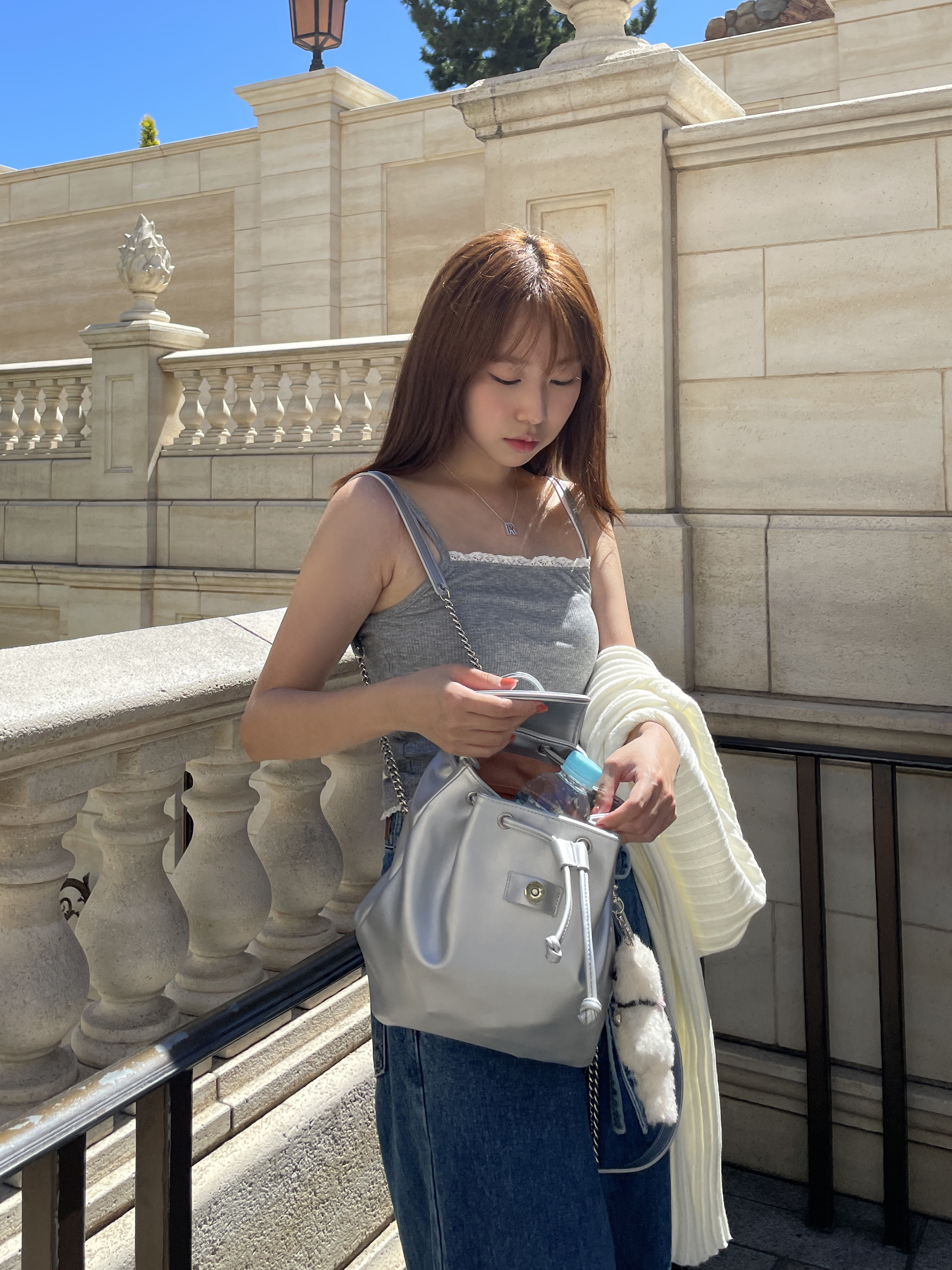 Salomon XT-6 Turtledove, Prada Re-Nylon Medium Backpack Black 착용 스타일 - 1
