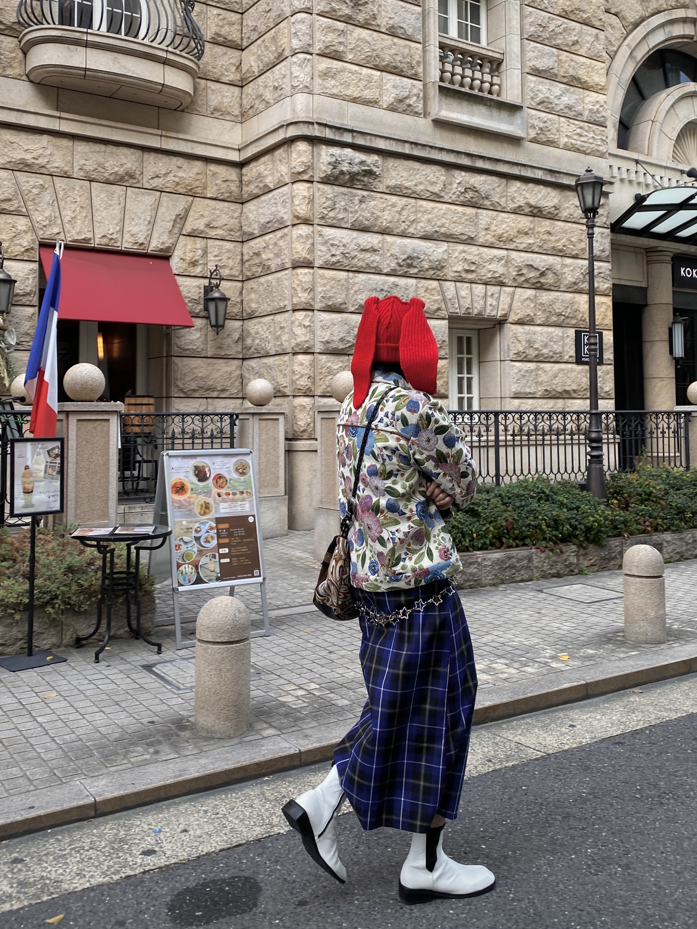 Charles Jeffrey Loverboy Chunky Rabbit Mohair Beanie Red, Stefan Cooke Star Strap Iron 착용 스타일 - 3