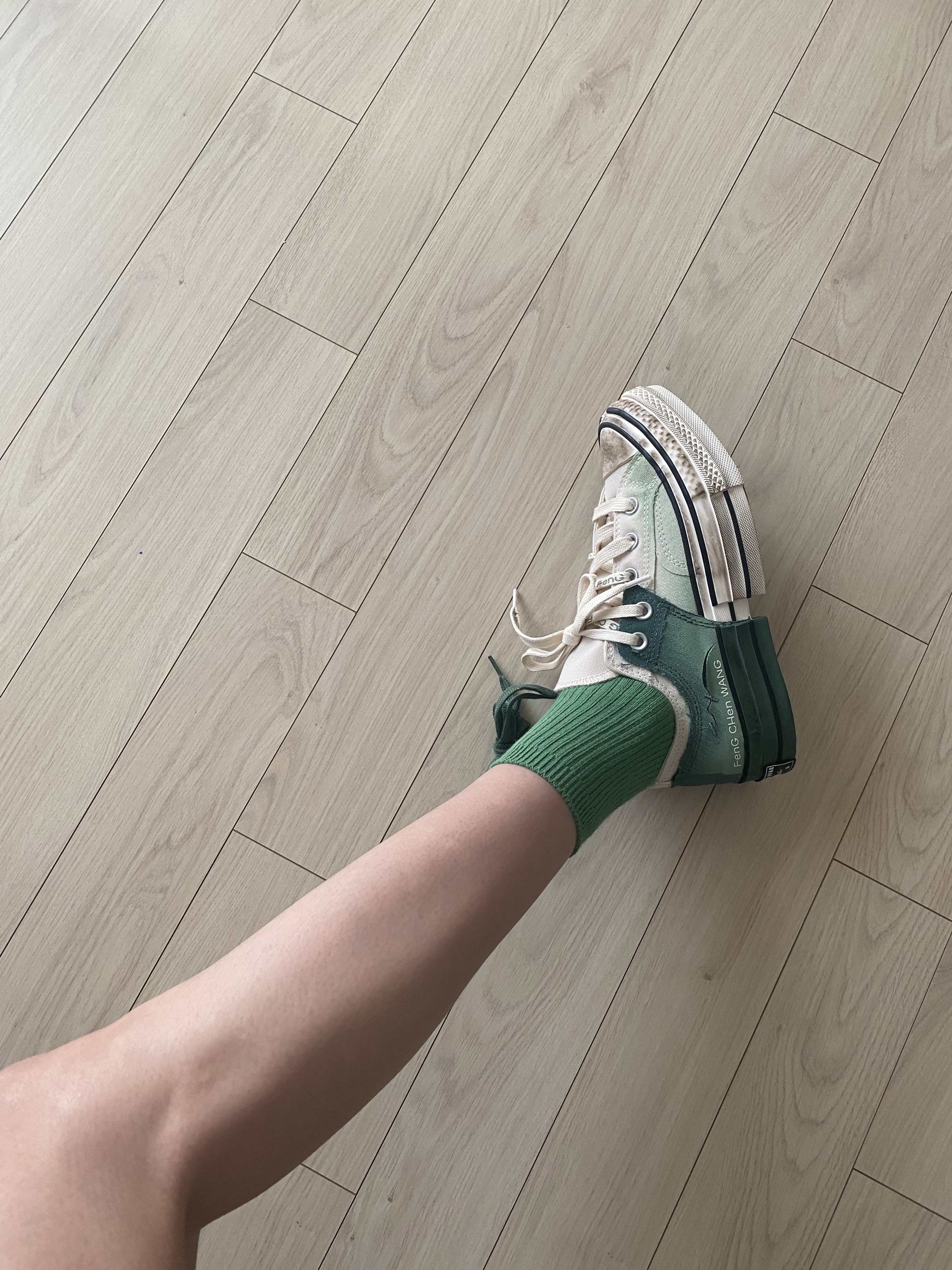 Converse x Feng Chen Wang Chuck 70 Ox 2-in-1 Myrtle 착용 스타일