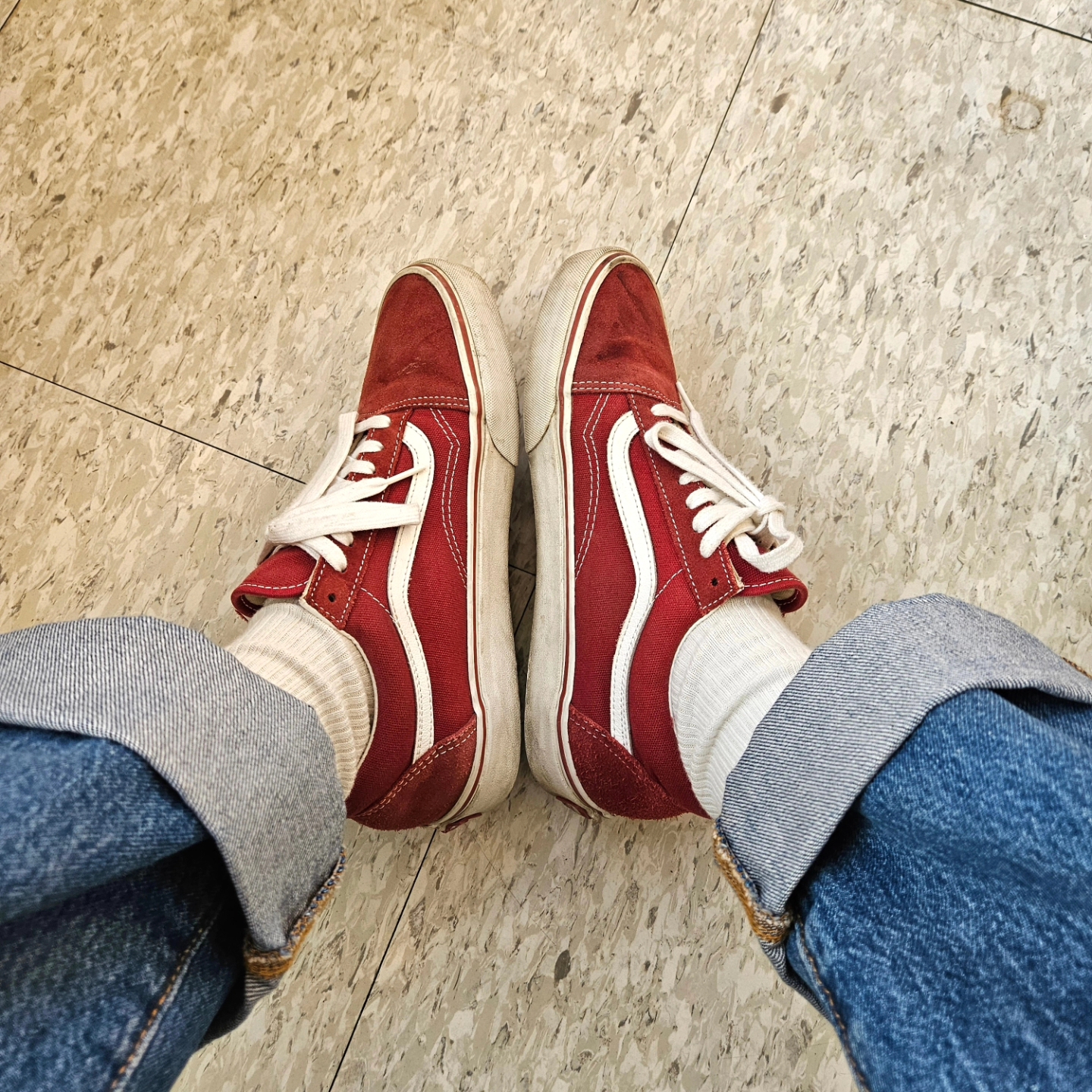 Vans Old Skool Brick Red, Rolex Submariner 41mm 124060 Black Oyster 착용 스타일 - 7