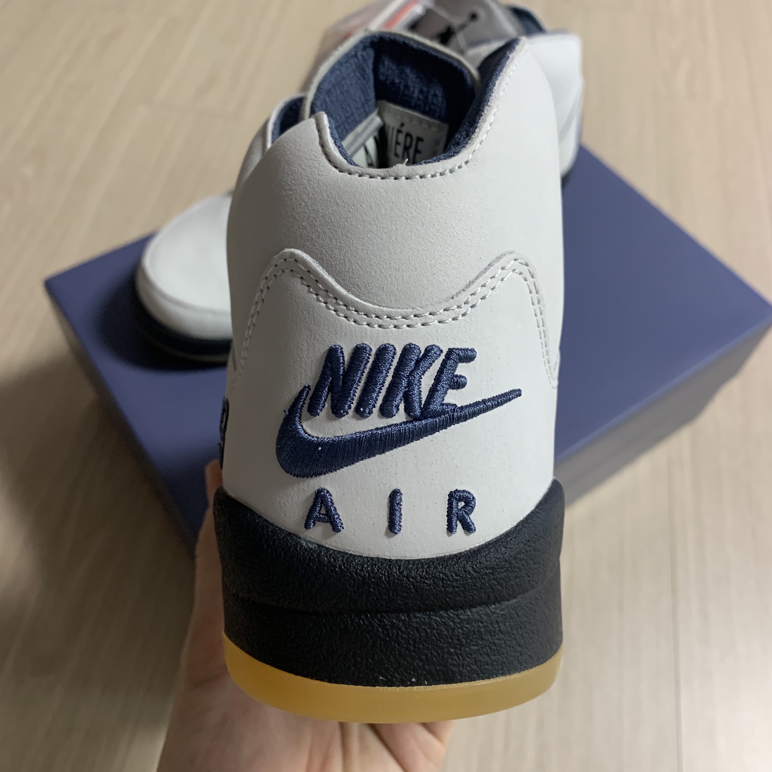(W) Jordan 5 x A Ma Maniere Retro Dawn 착용 스타일 - 3