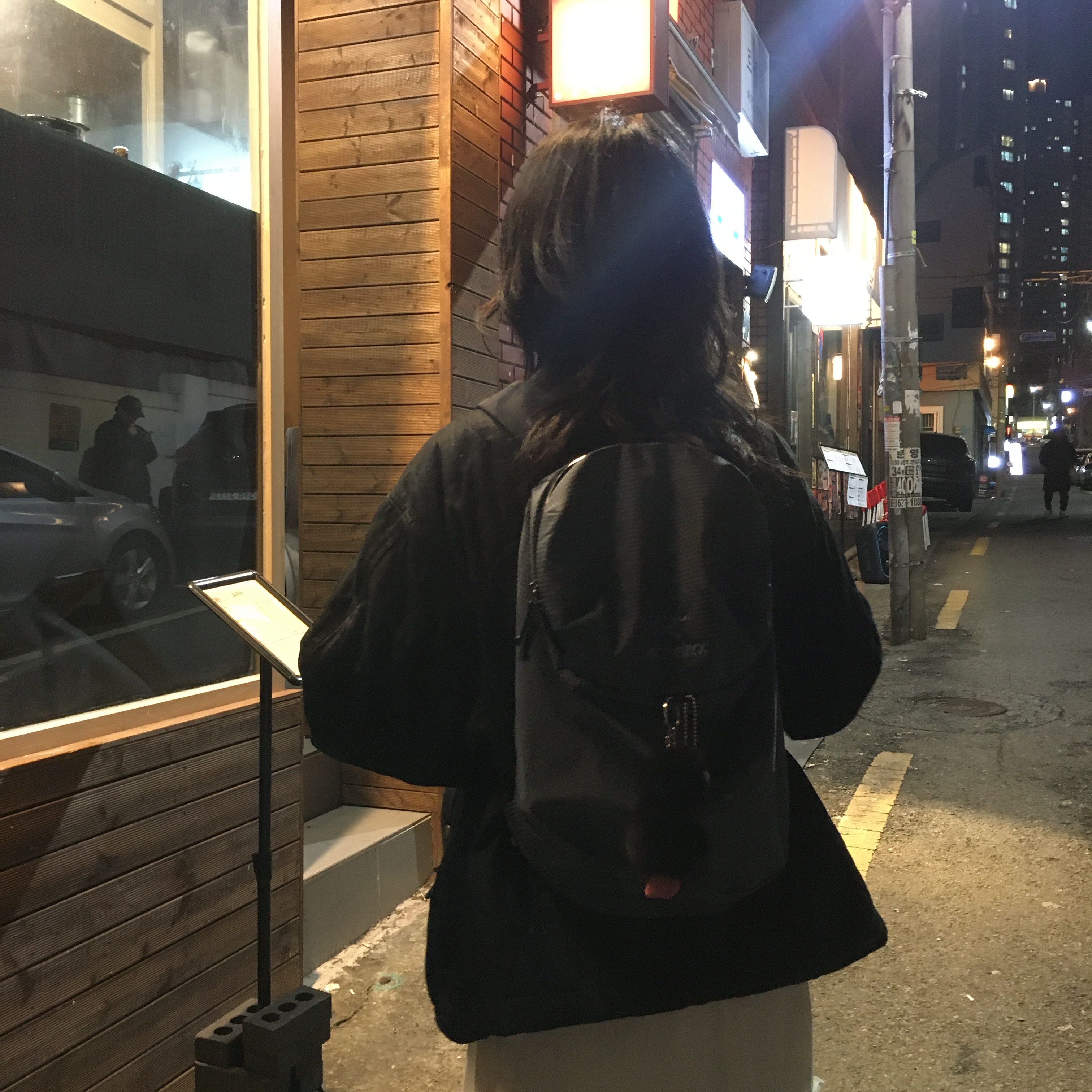 Arc'teryx Konseal 15 Backpack Neptune 착용 스타일