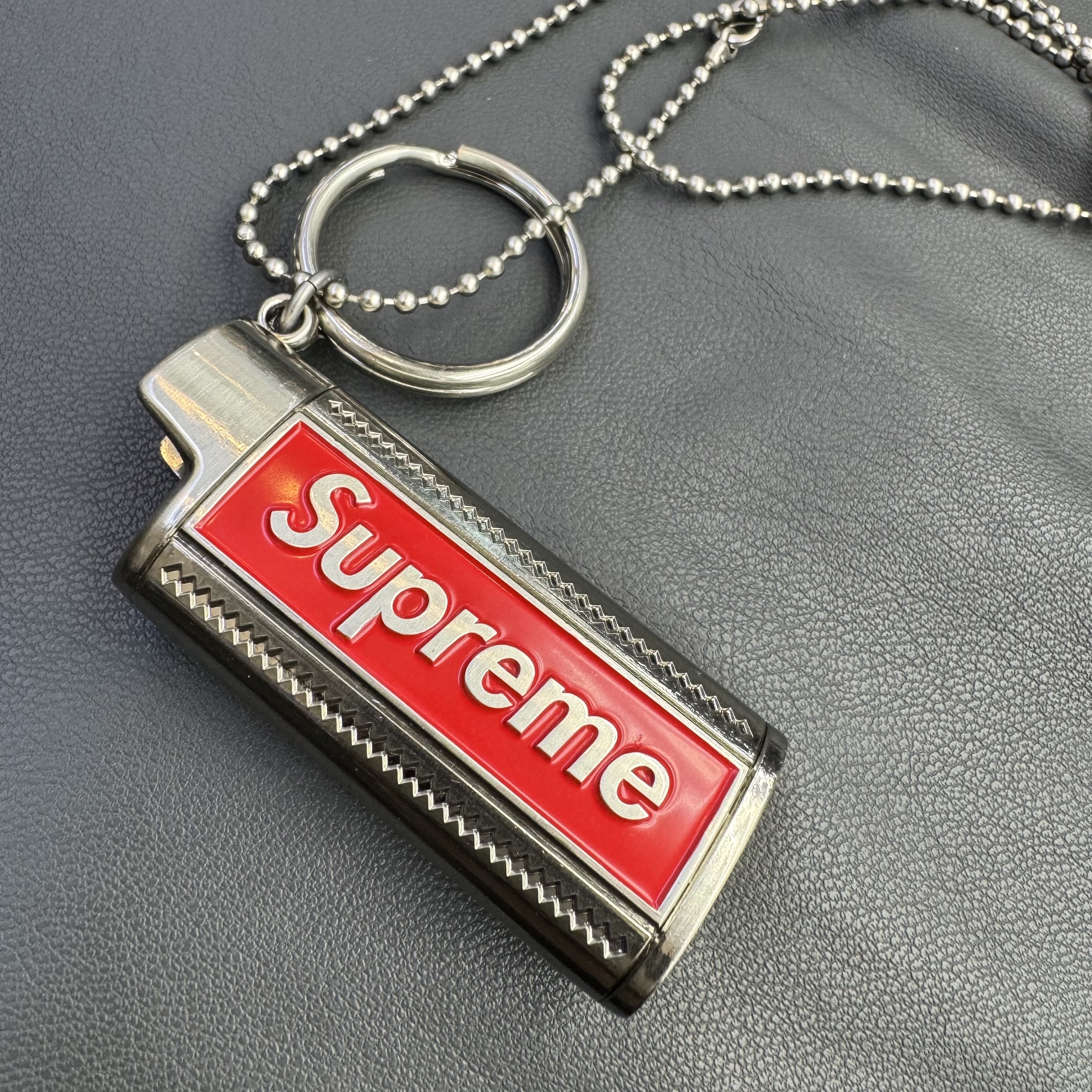 Supreme Metal Lighter Holster - 19SS 착용 스타일
