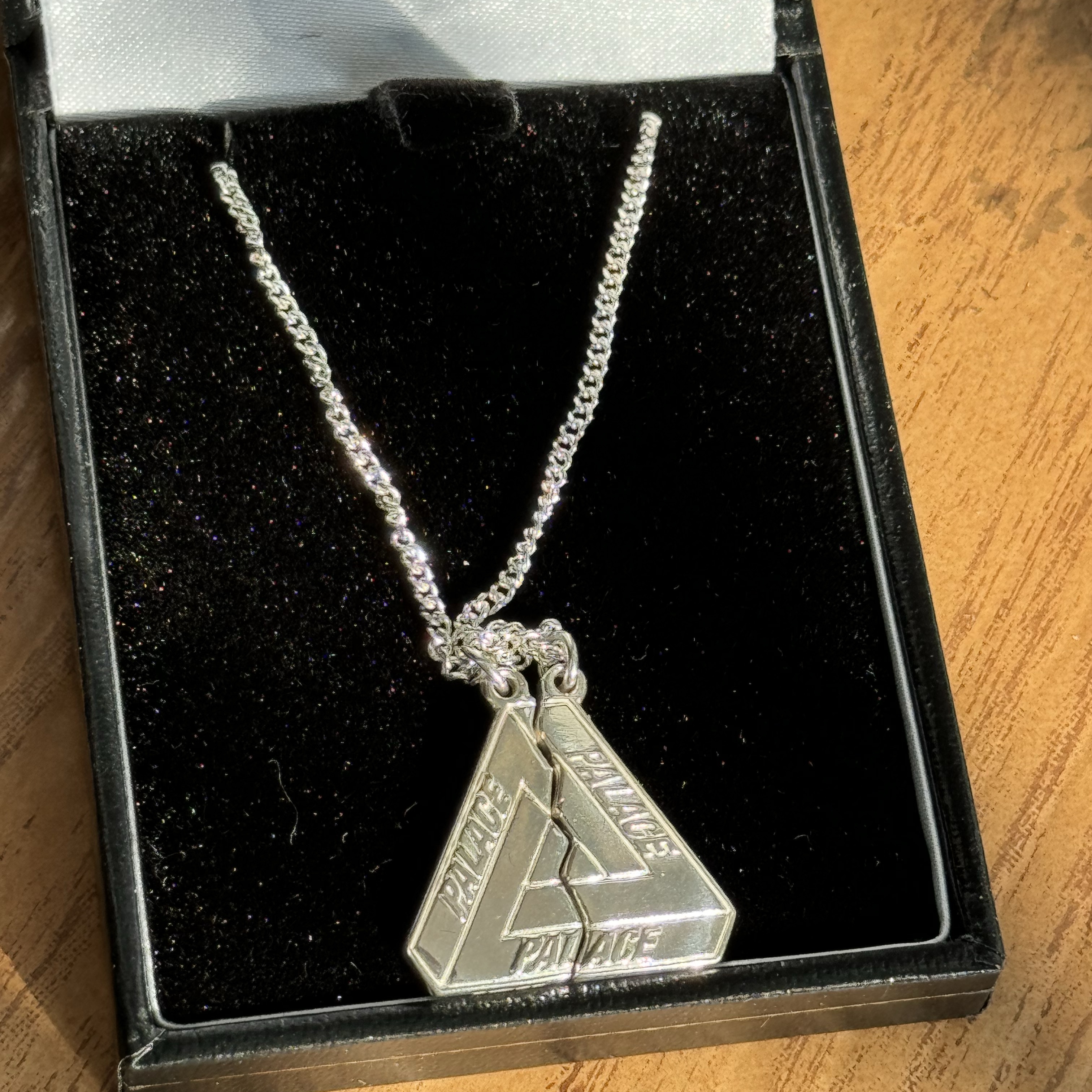 Palace Friendship Necklace Silver - 24SS 착용 스타일