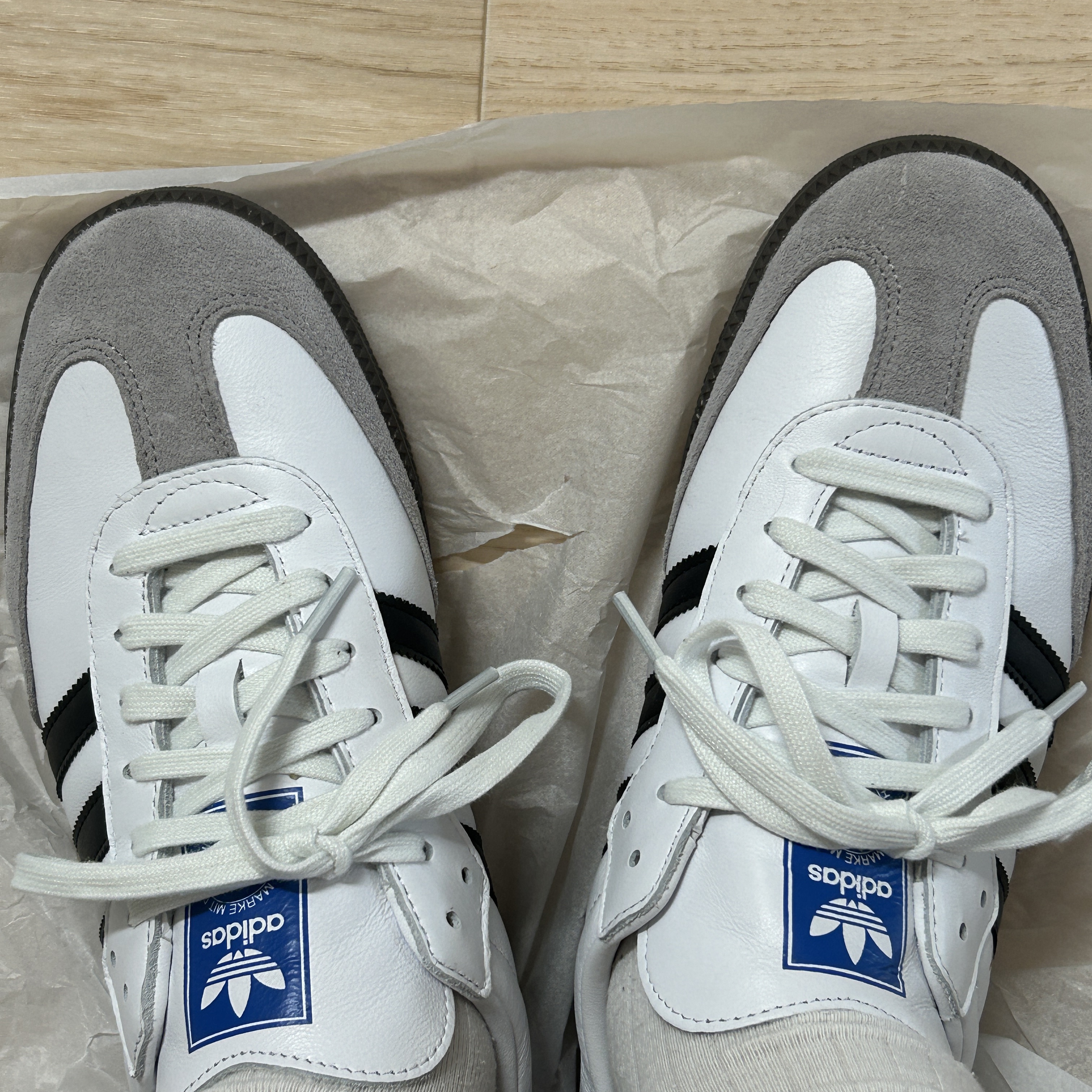 Adidas Samba OG Cloud White 착용 스타일 - 2