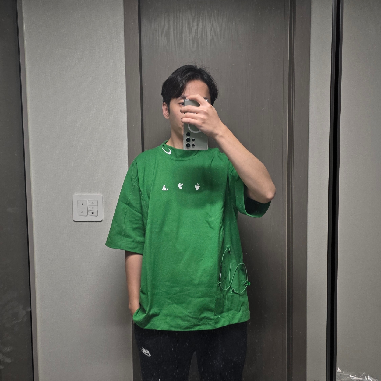 Nike x Off-White Mock Neck Short Sleeve Top Kelly Green - Asia 착용 스타일