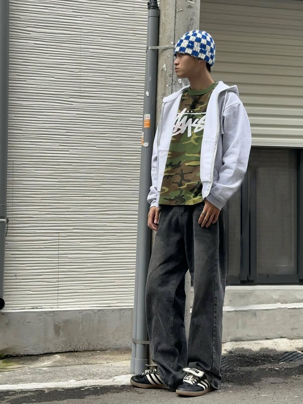 Palace Waffle Longsleeve Camo - 24SS, Stussy Stock Camo T-Shirt Camo White 착용 스타일 - 3