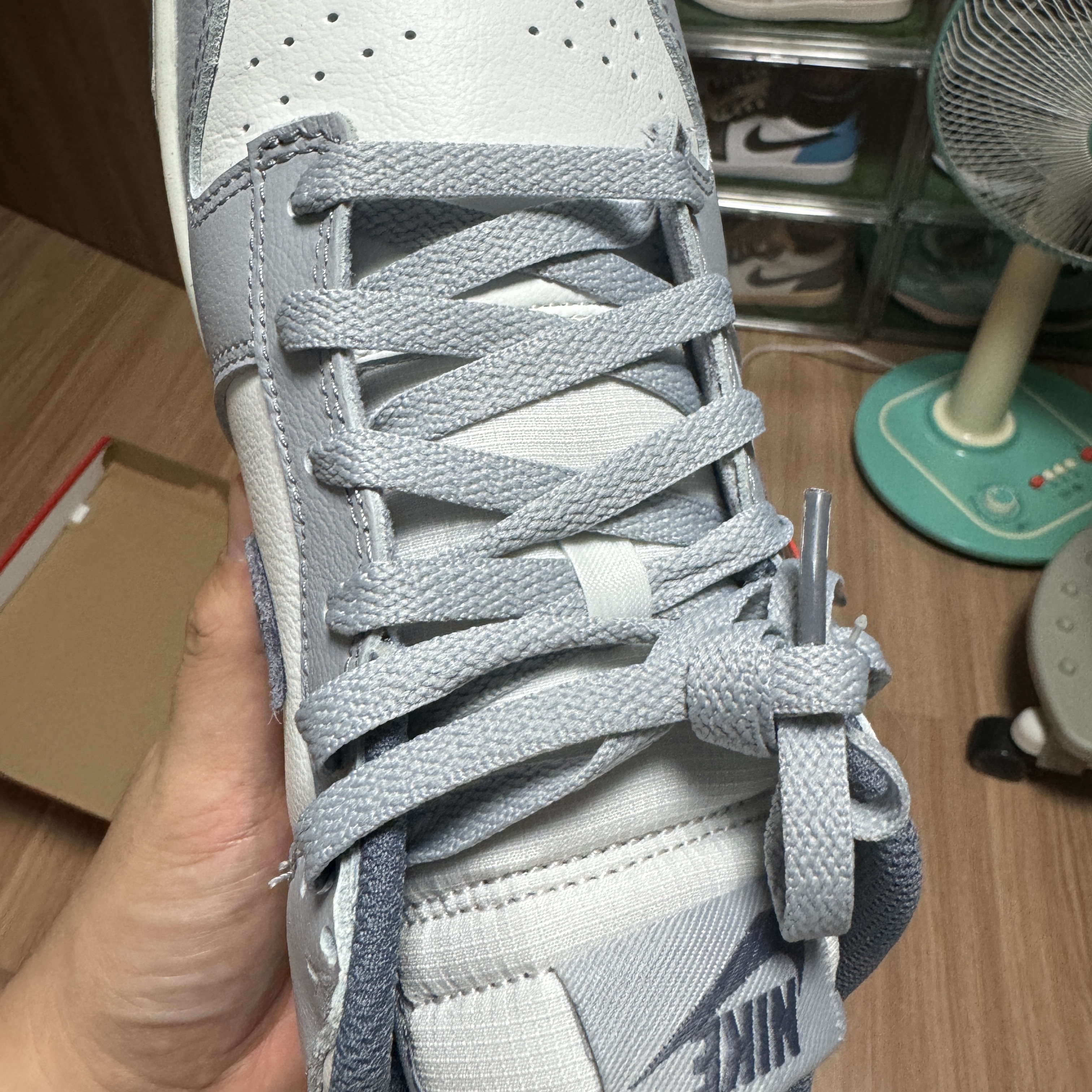 Nike Dunk Low Retro SE White Light Carbon 착용 스타일 - 2