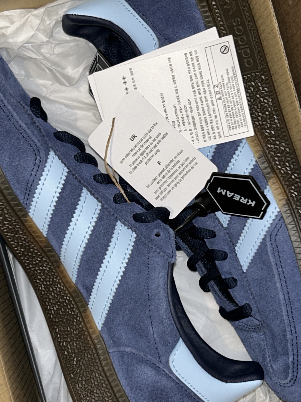Adidas Spezial Handball Collegiate Navy 착용 스타일