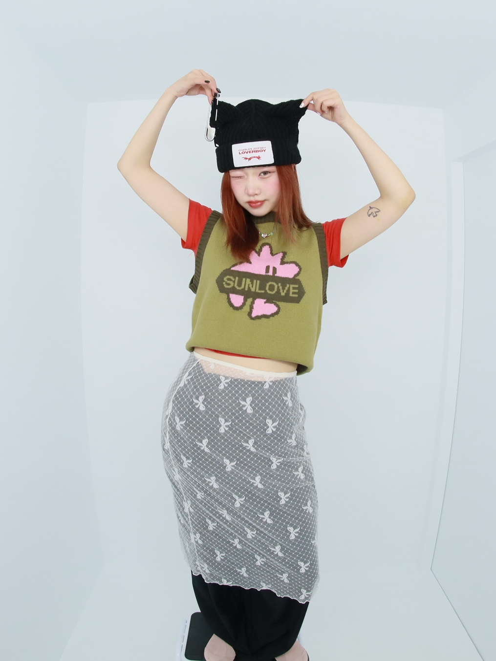 Charles Jeffrey Loverboy Chunky Punk Ears Beanie Black 착용 스타일 - 4
