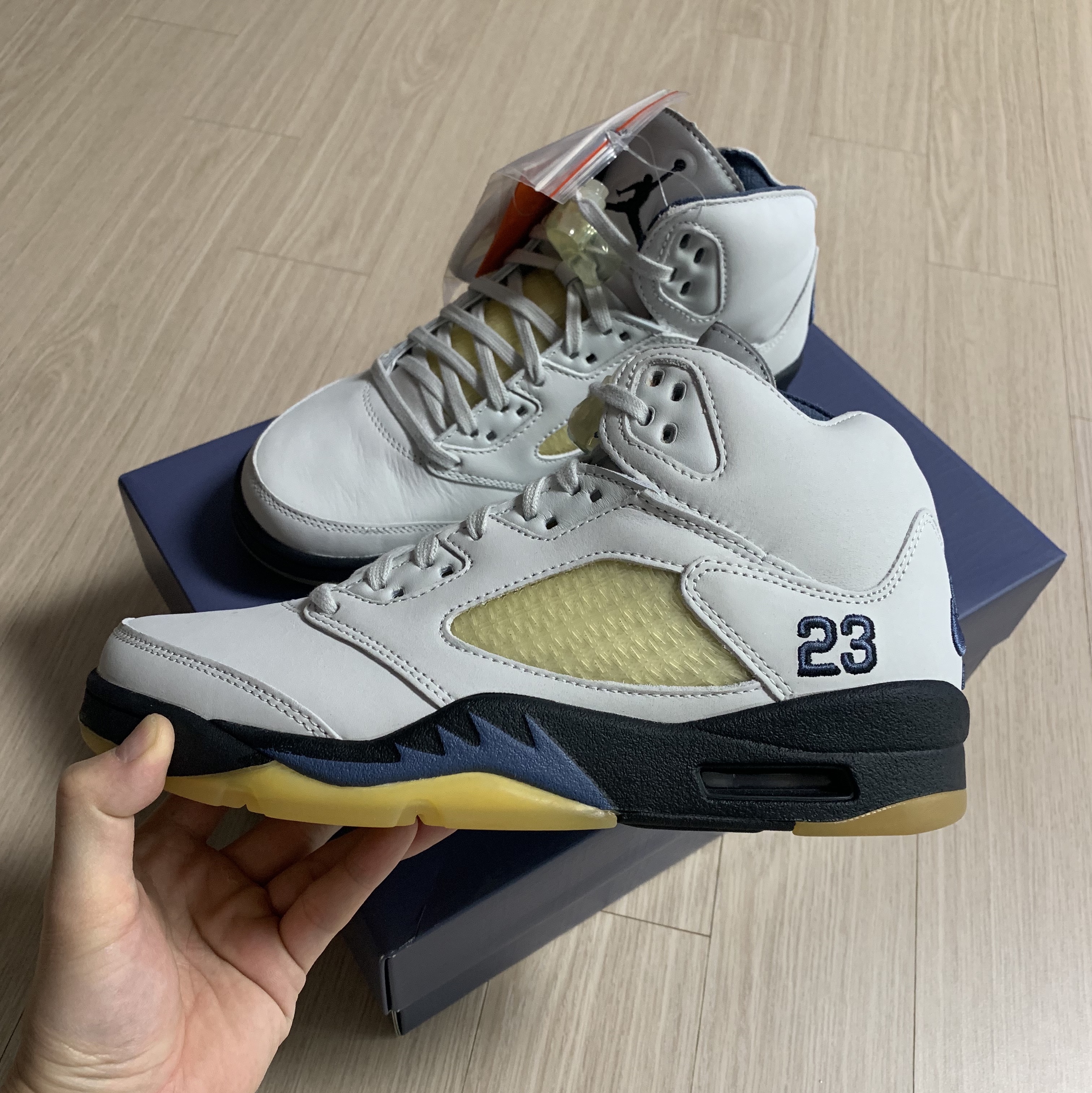 (W) Jordan 5 x A Ma Maniere Retro Dawn 착용 스타일 - 2