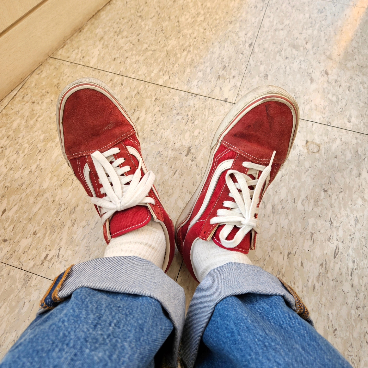 Vans Old Skool Brick Red, Rolex Submariner 41mm 124060 Black Oyster 착용 스타일 - 6