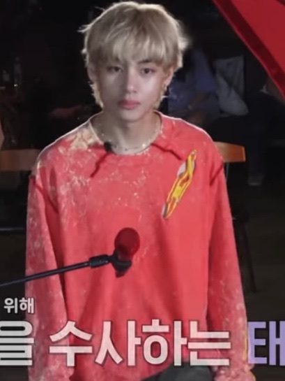 Diesel T-Cramivolkk-Ls Long sleeve T-shirt with Marbled Effect Red 착용 스타일 - 1