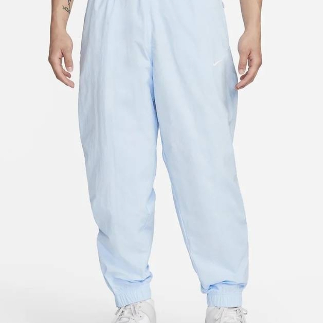 Nike NRG Solo Swoosh Woven Track Pants Celestine Blue - US/EU 착용 스타일