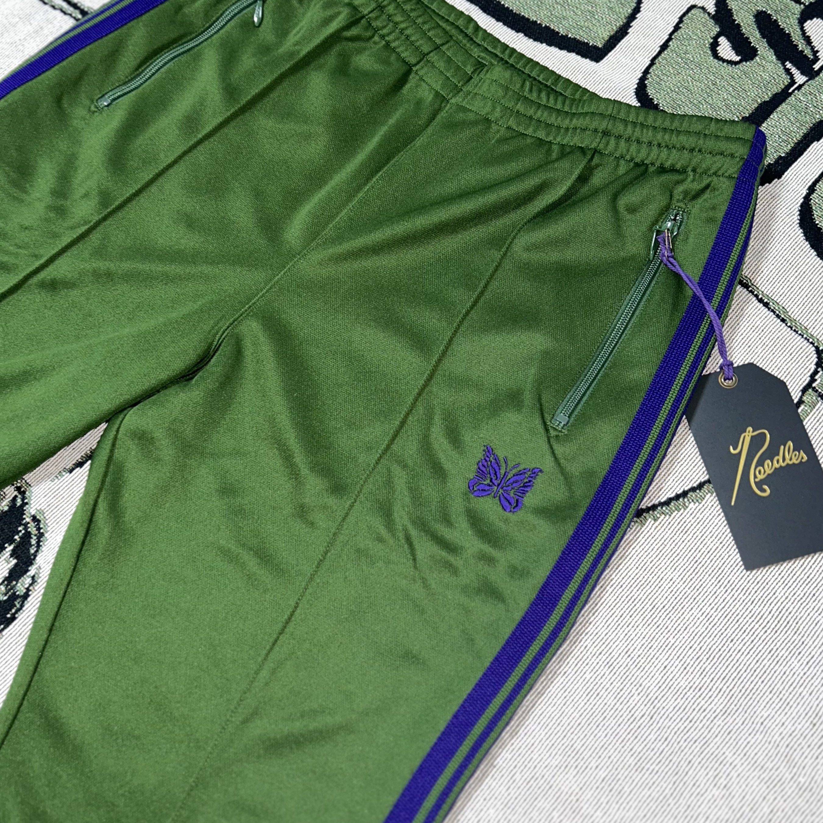Needles Boot-Cut Track Pants Poly Smooth Ivy Green 착용 스타일 - 1
