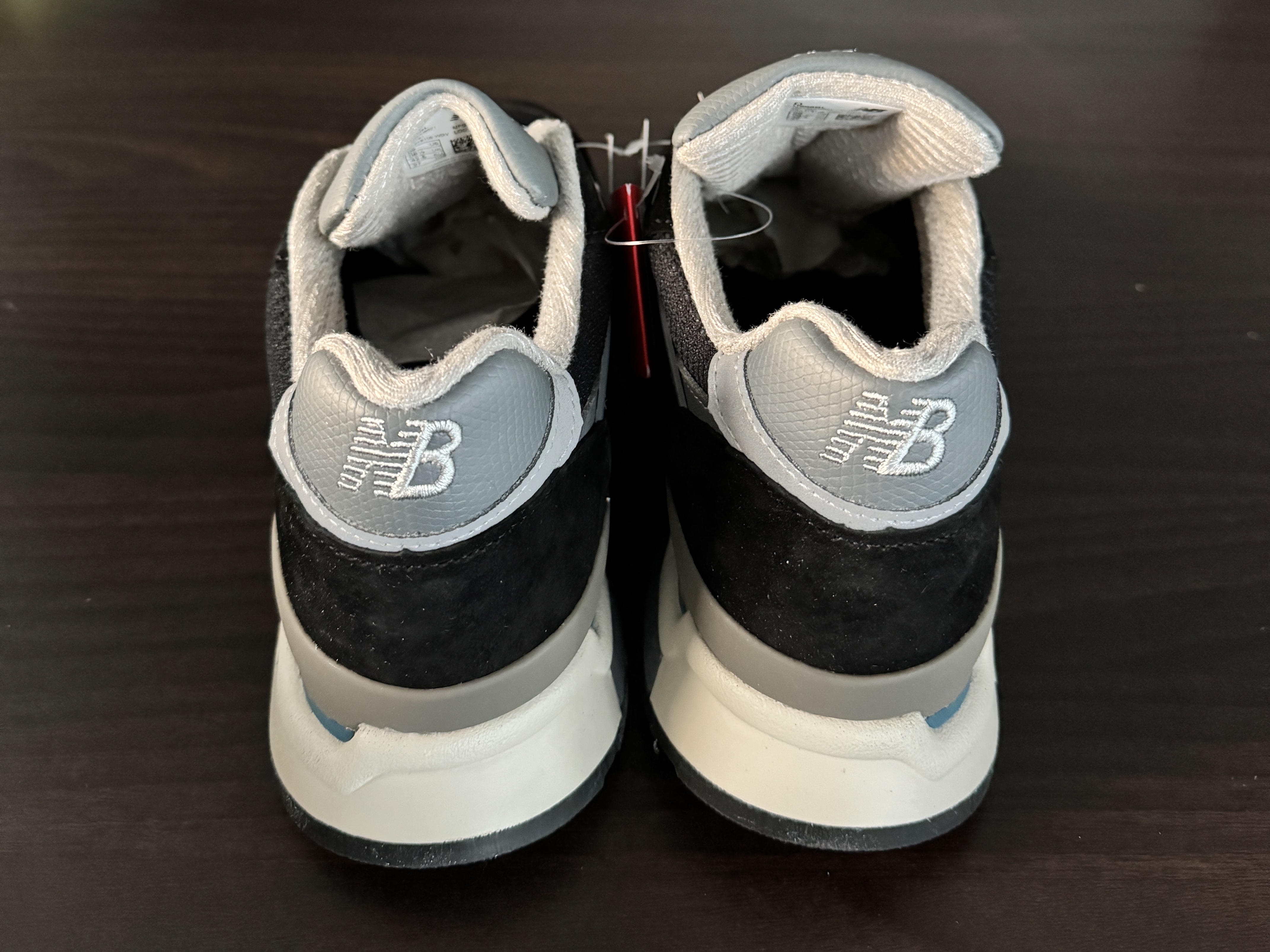 New Balance 998 Made in USA Black Silver 착용 스타일 - 2