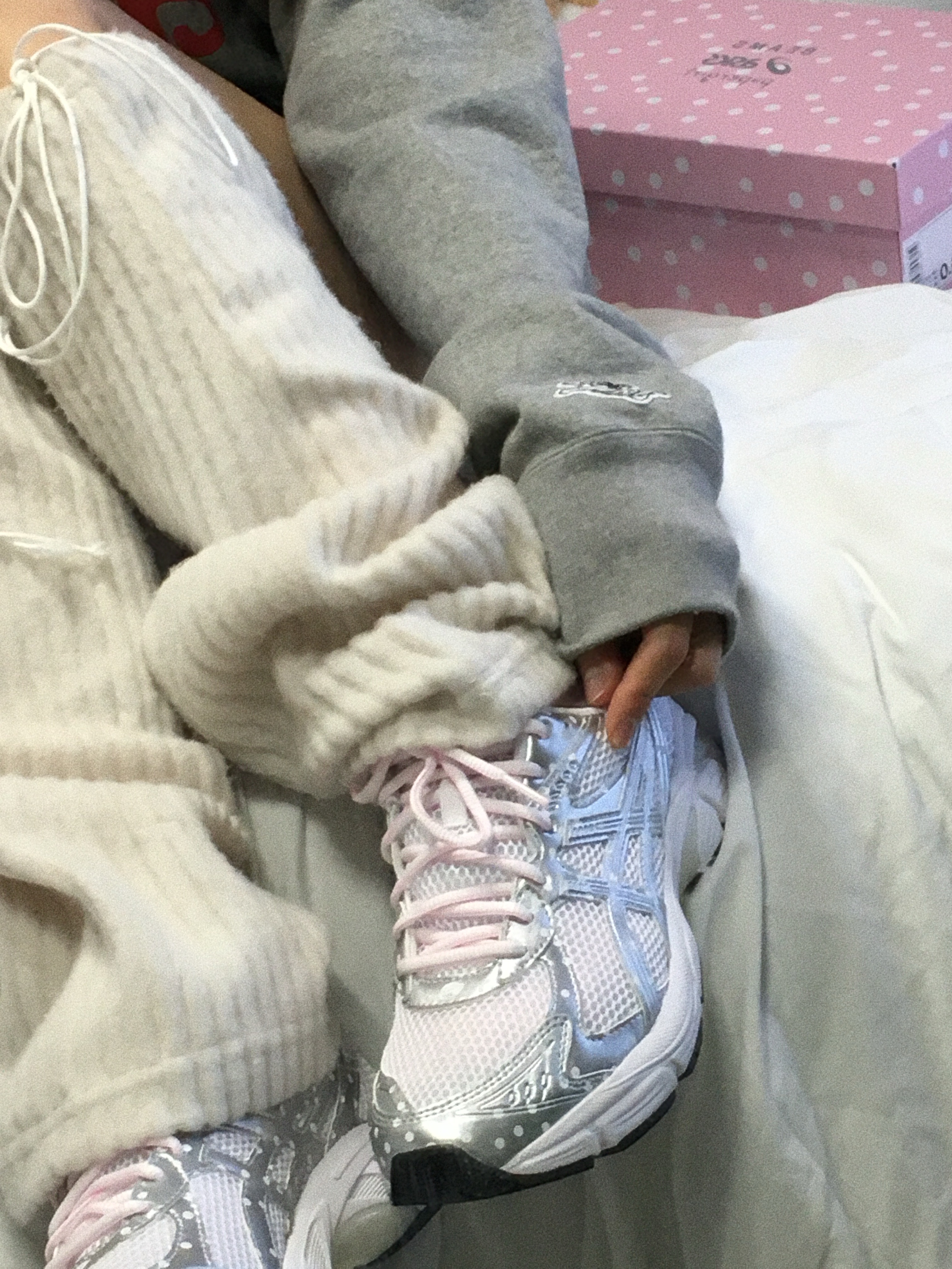 Asics x Papergirl Paris x Beams GT-2160 White Silver 착용 스타일 - 2
