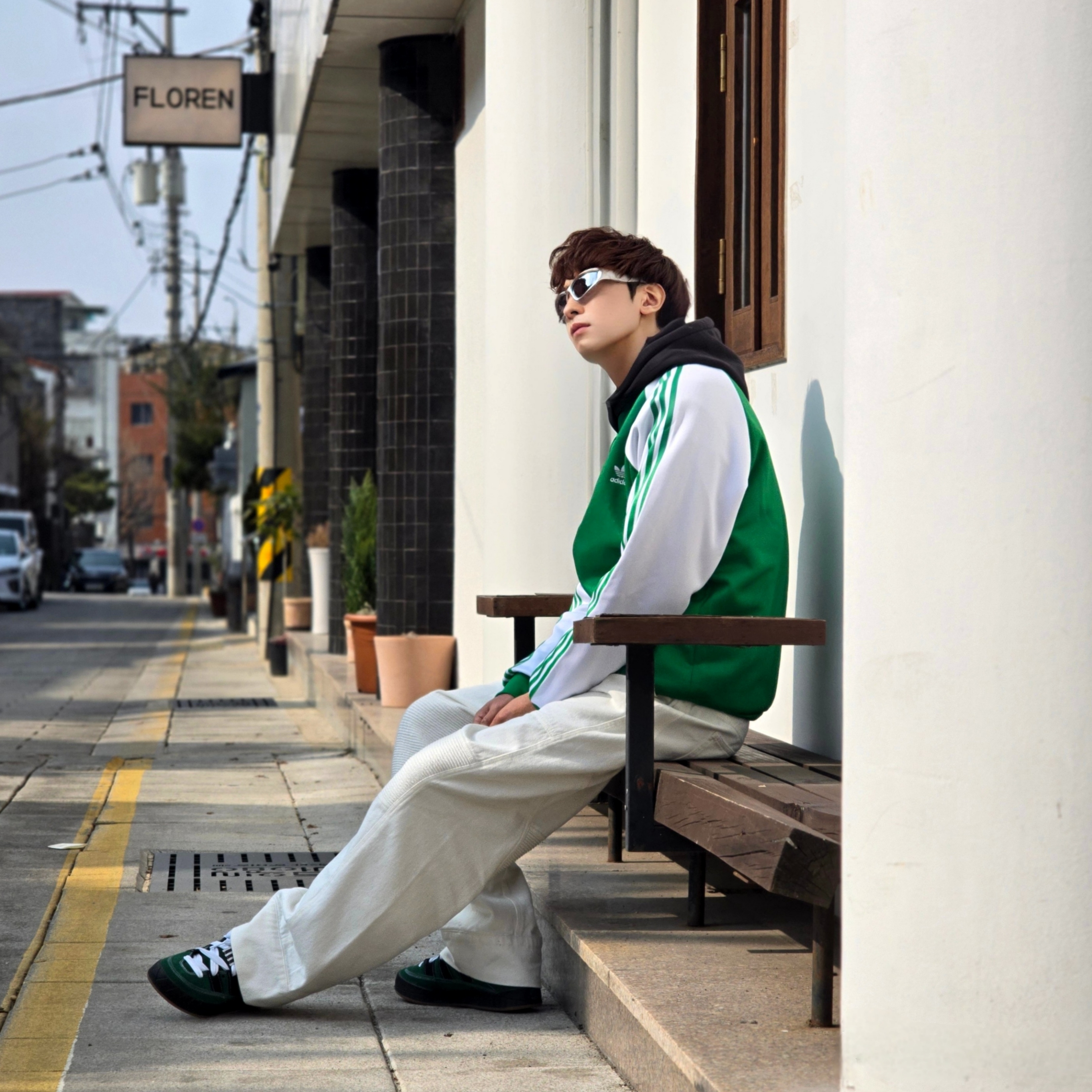 Adidas x YNuK Adimatic Dark Green Core Black 착용 스타일 - 4