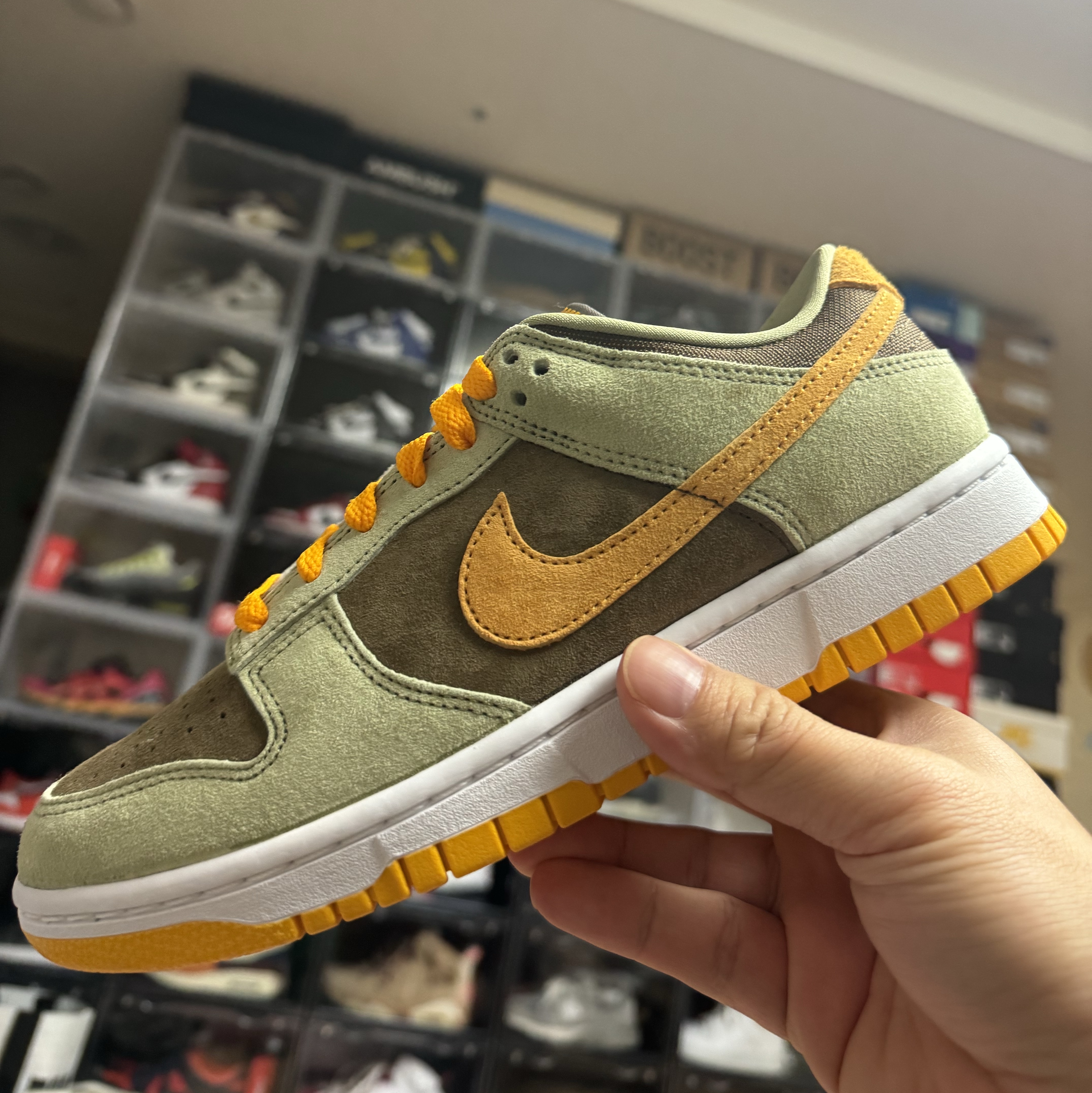 Nike Dunk Low SE Dusty Olive 착용 스타일