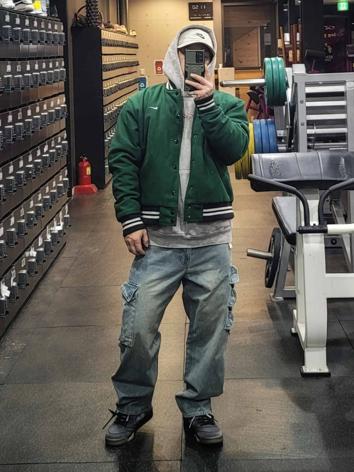 Nike NSW Authentics Varsity Jacket Gorge Green - US/EU, Nike NSW Authentics Varsity Jacket Gorge Green - Asia 착용 스타일