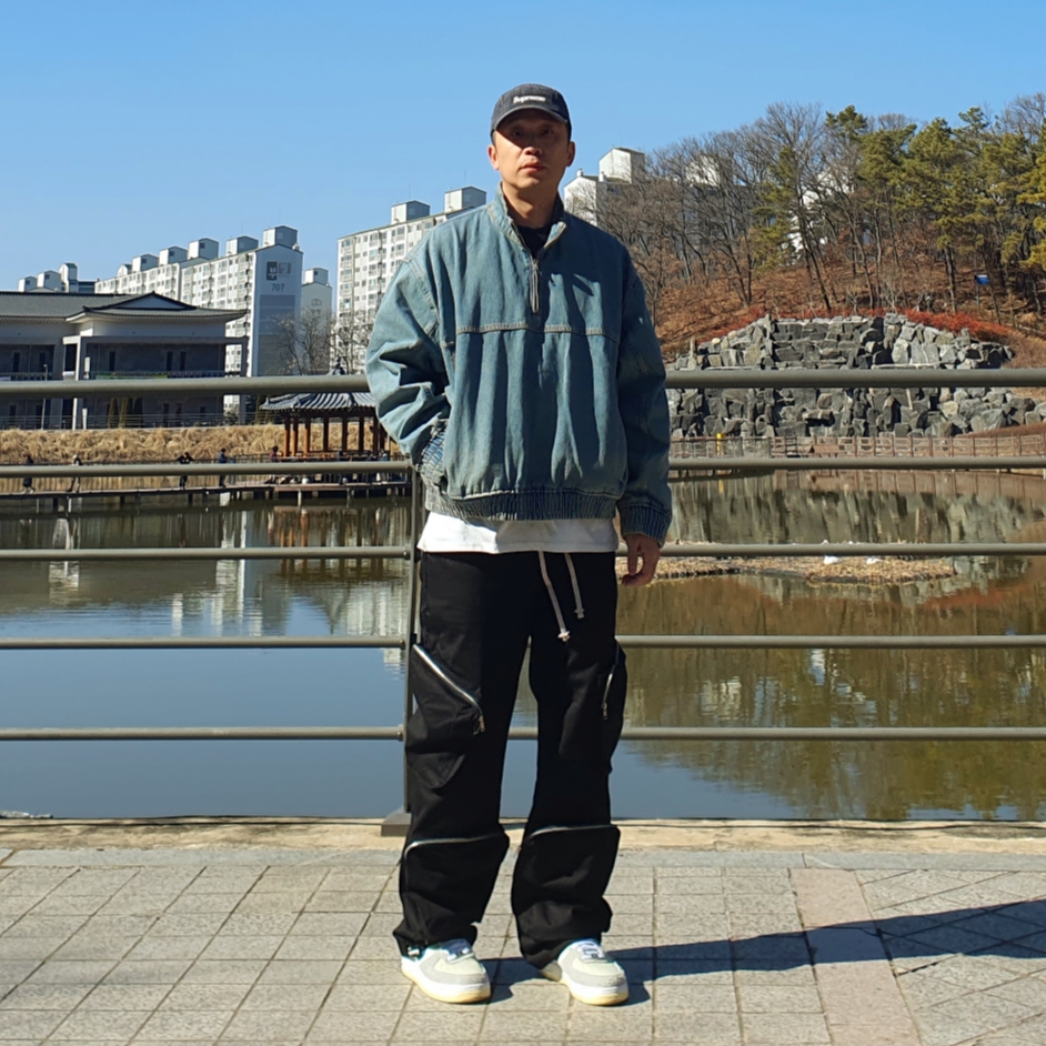 Nike x Undefeated Air Force 1 Low SP 5 On It, Supreme Denim Camp Cap Washed Black - 22FW 착용 스타일 - 1