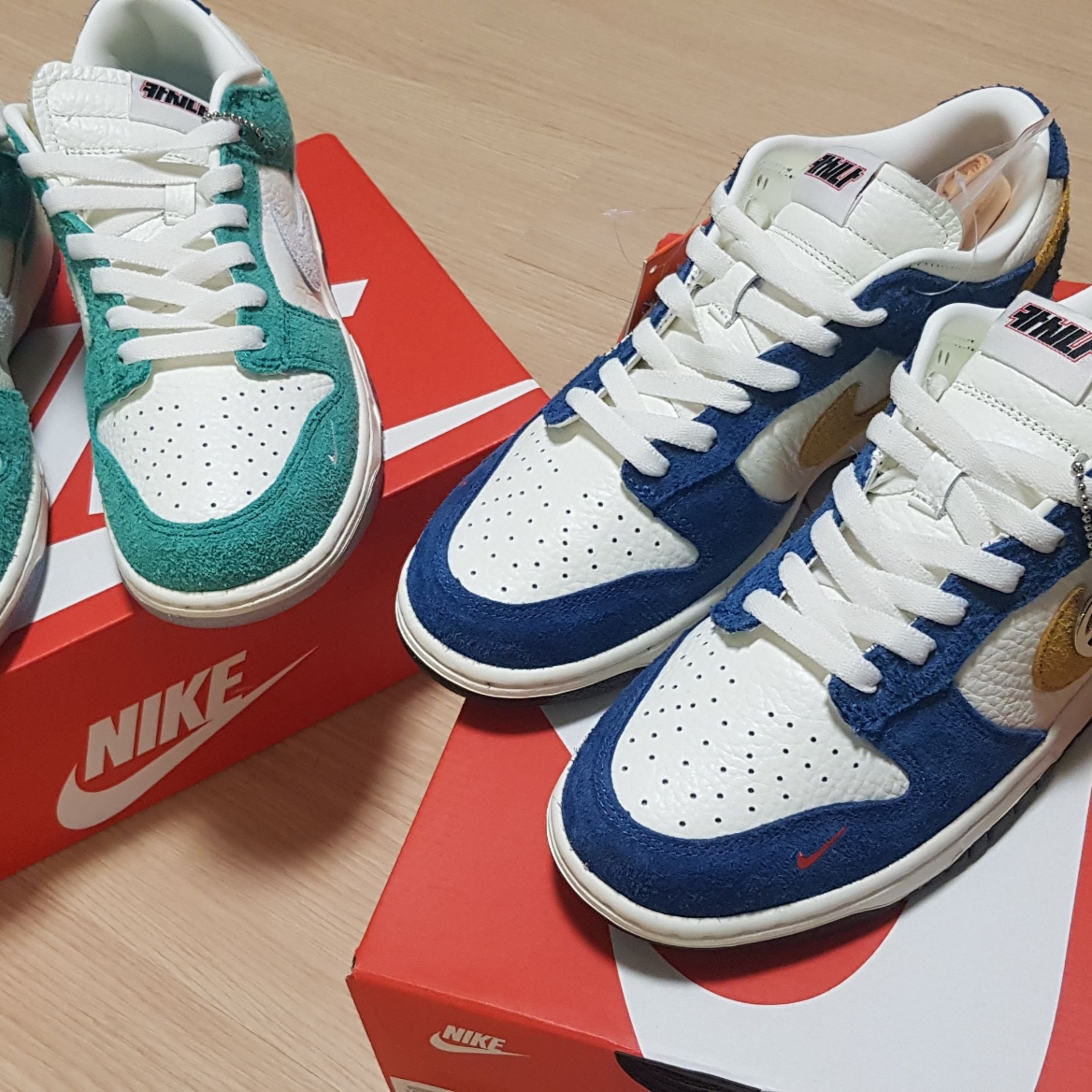 Nike x Kasina Dunk Low 80's Bus, Nike x Kasina Dunk Low Road Sign - Kasina Exclusive 착용 스타일