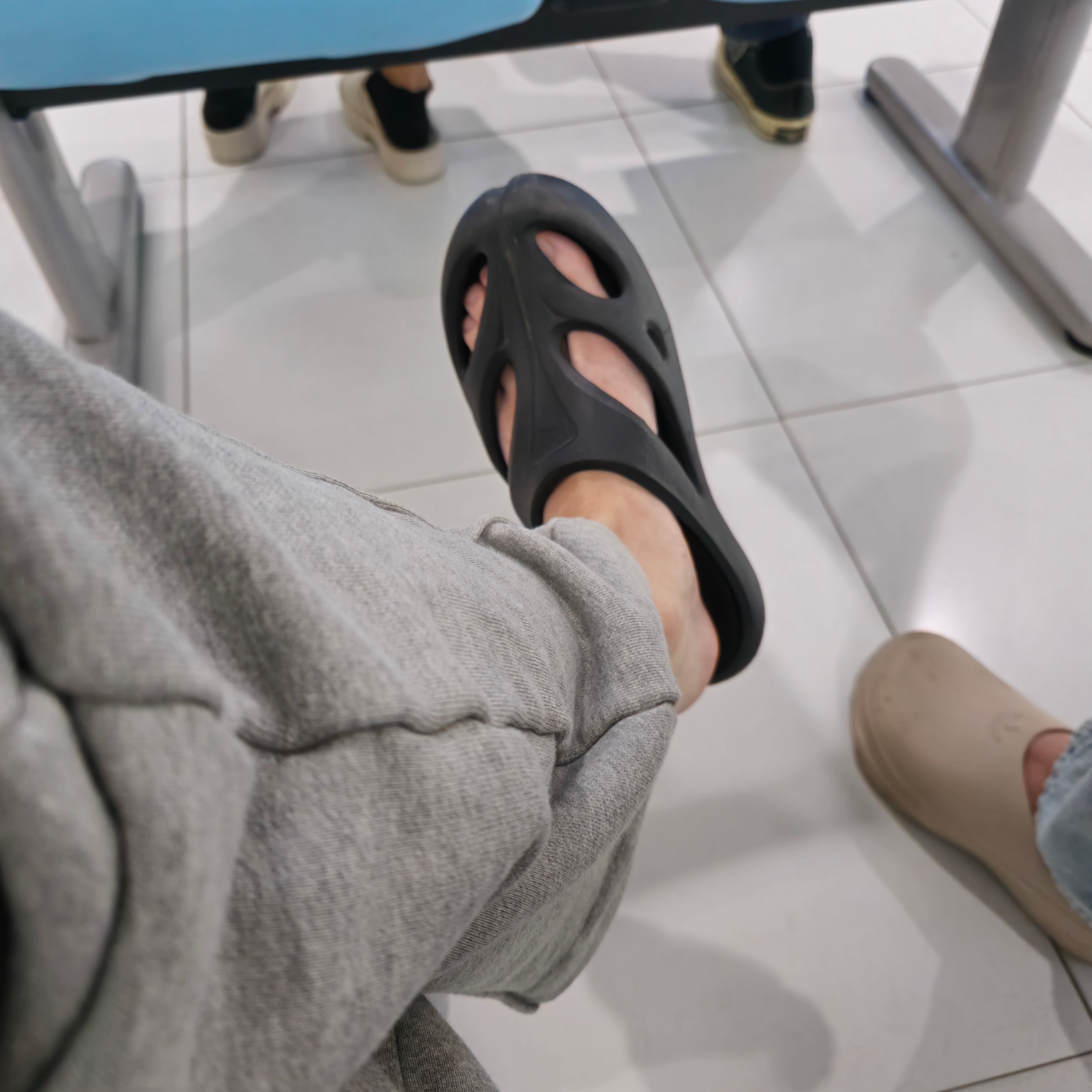 (W) Keen Shanti Black Dawn Blue 착용 스타일