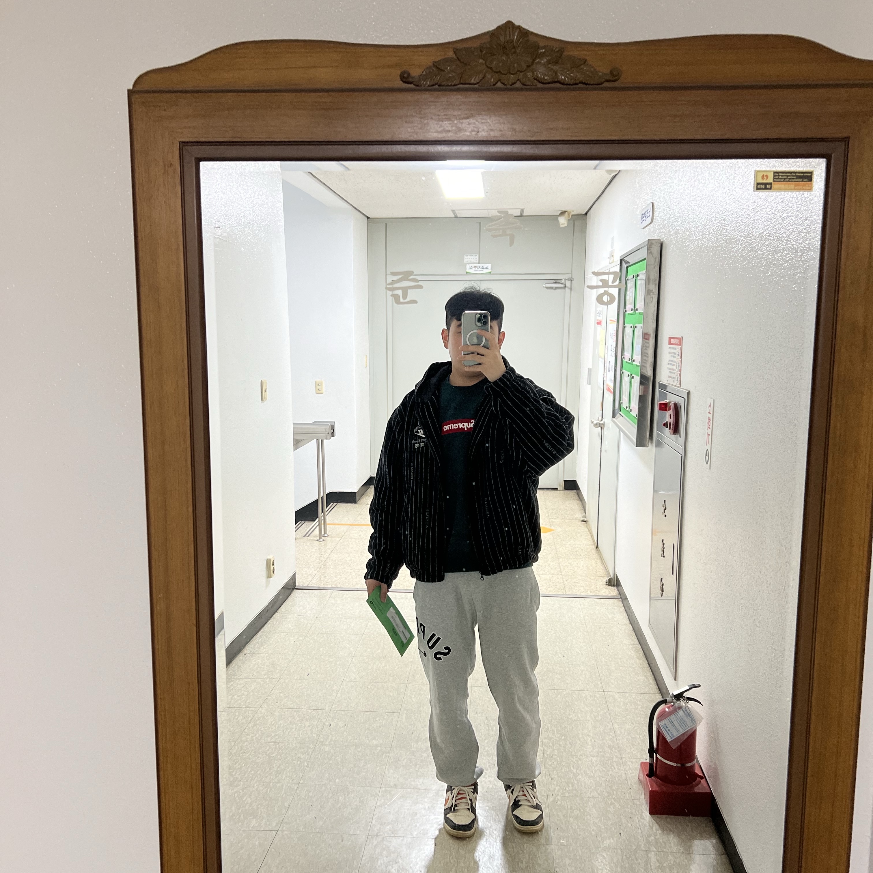 Nike x Stussy NRG Striped Wool Jacket Black (DR4023-010), Supreme Box Logo Crewneck Dark Pine - 22FW 착용 스타일